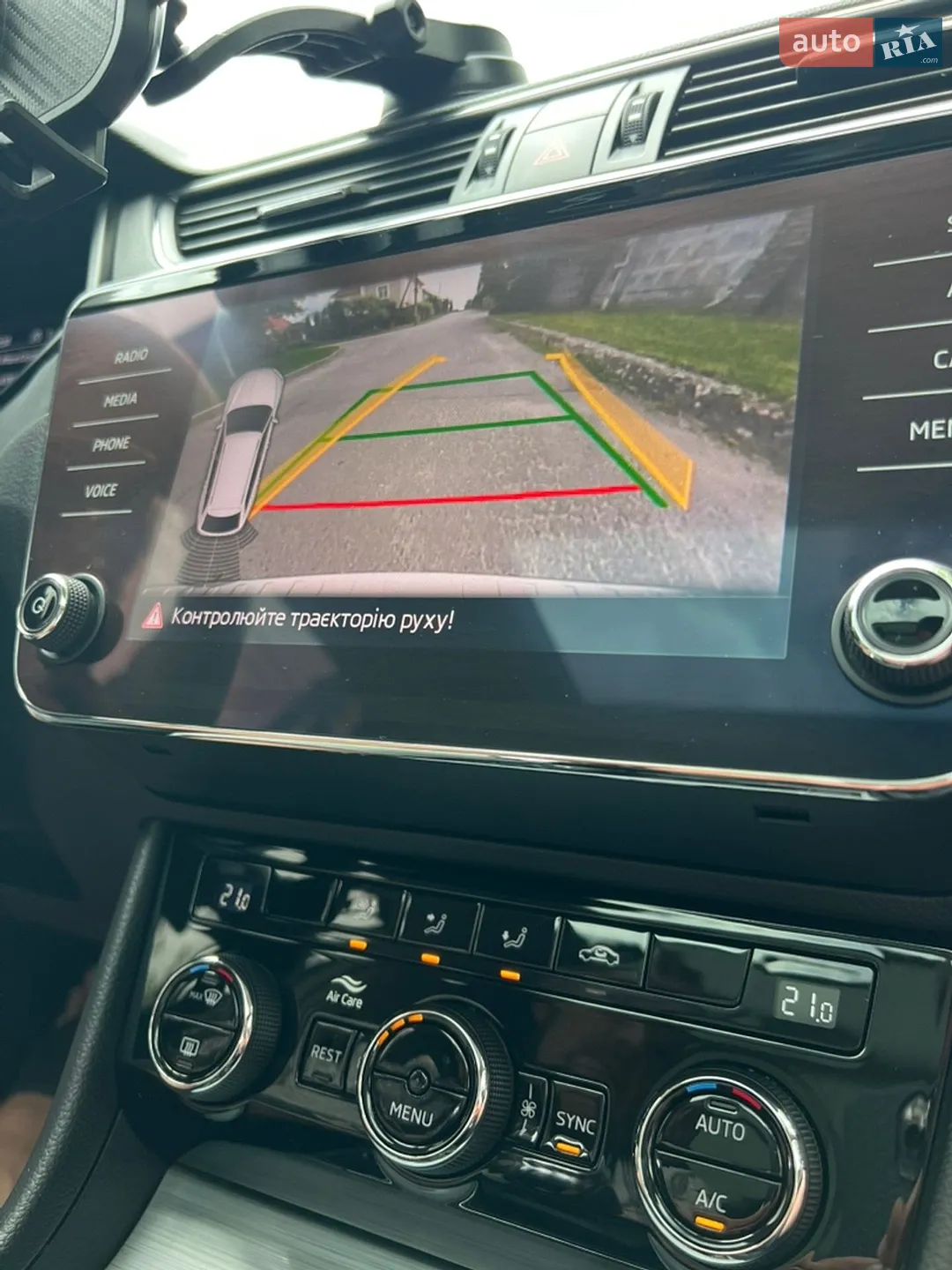 2019 Skoda Superb - мініатюра 21