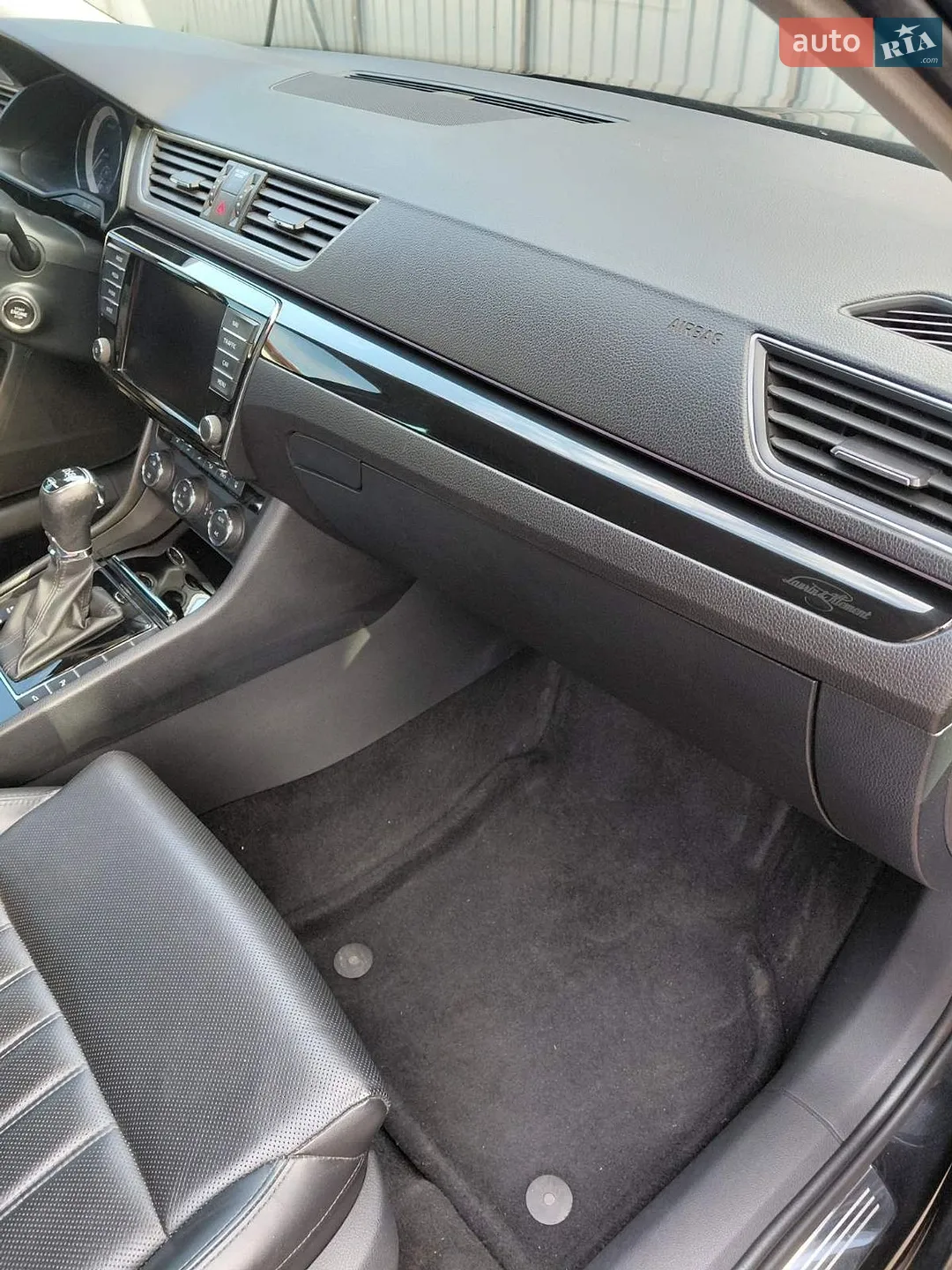 2017 Skoda Superb - мініатюра 16