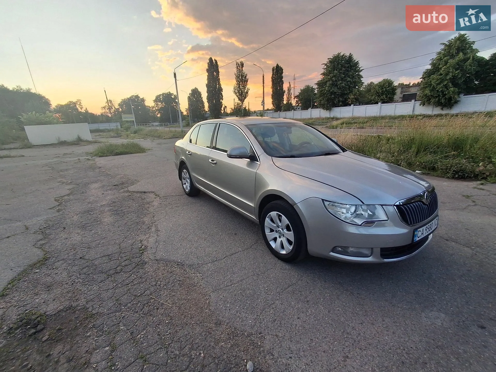 2012 Skoda Superb - мініатюра 3