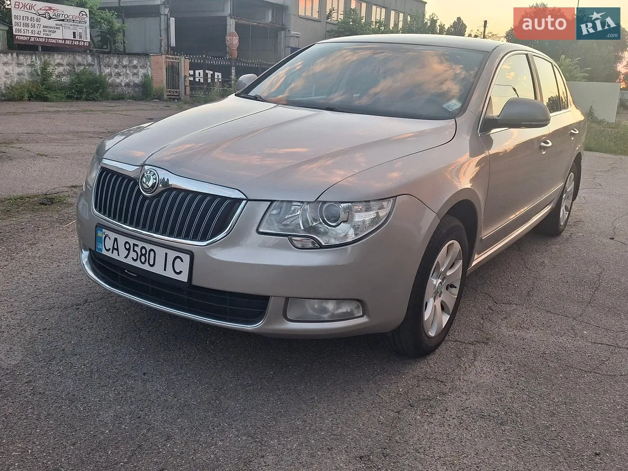 2011 Skoda Superb - мініатюра 6