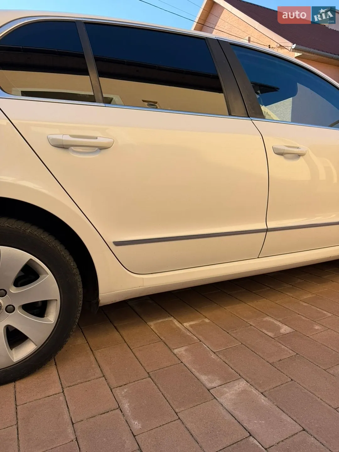 2012 Skoda Superb - мініатюра 4