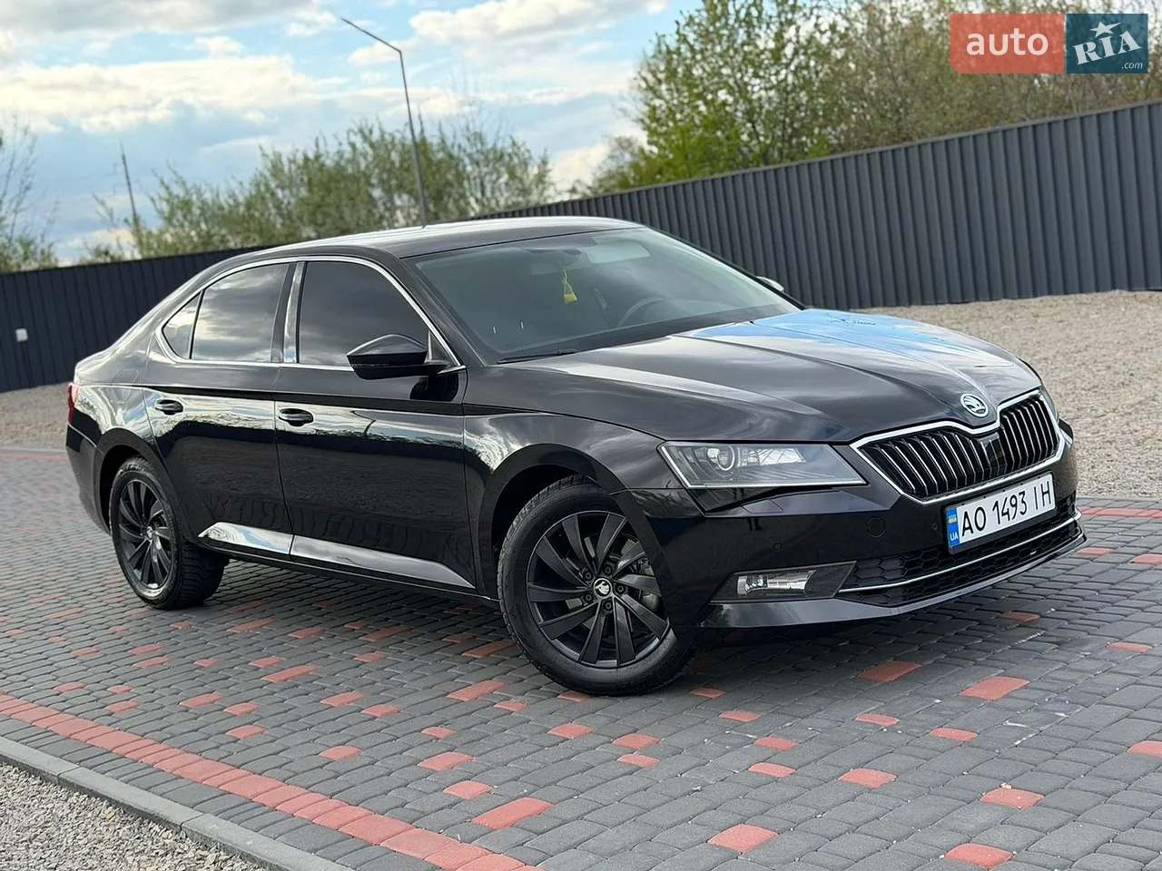 2015 Skoda Superb - мініатюра 18