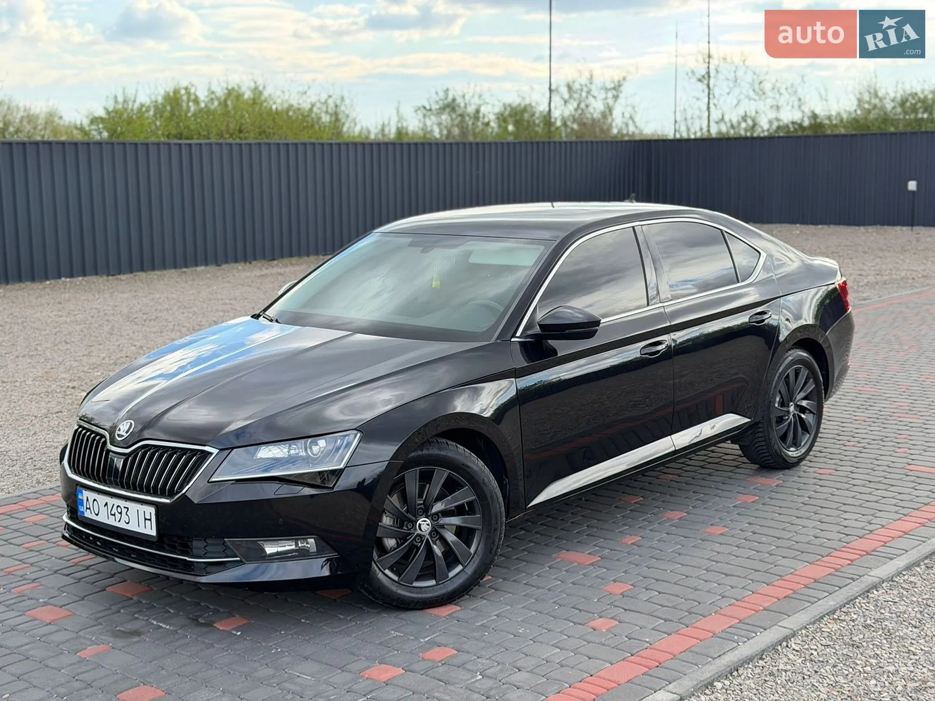 2015 Skoda Superb - мініатюра 2
