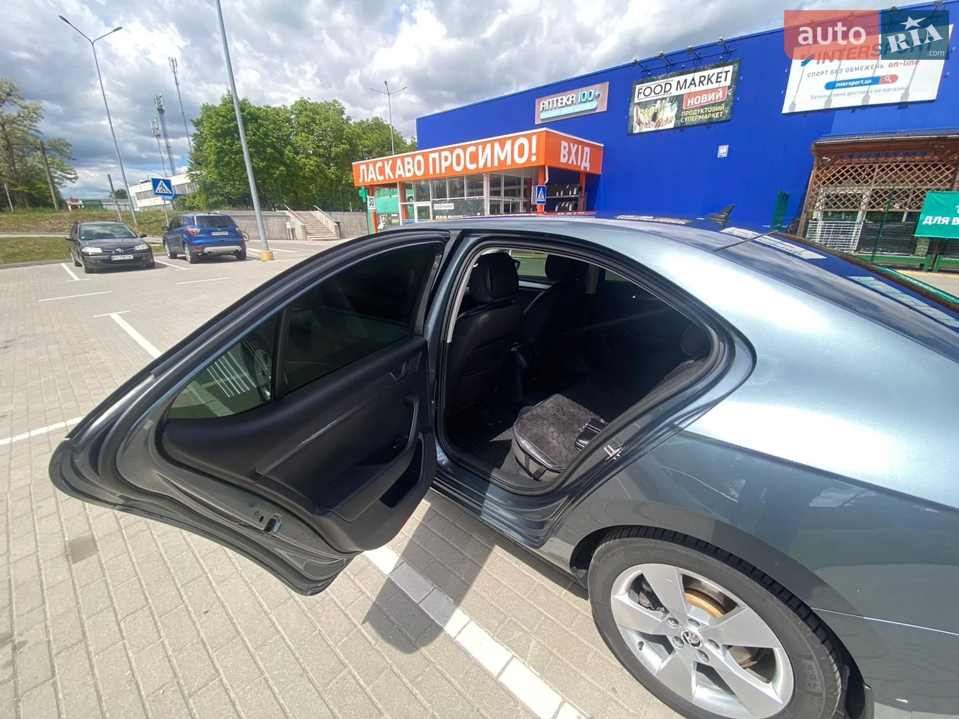 2016 Skoda Superb - мініатюра 17