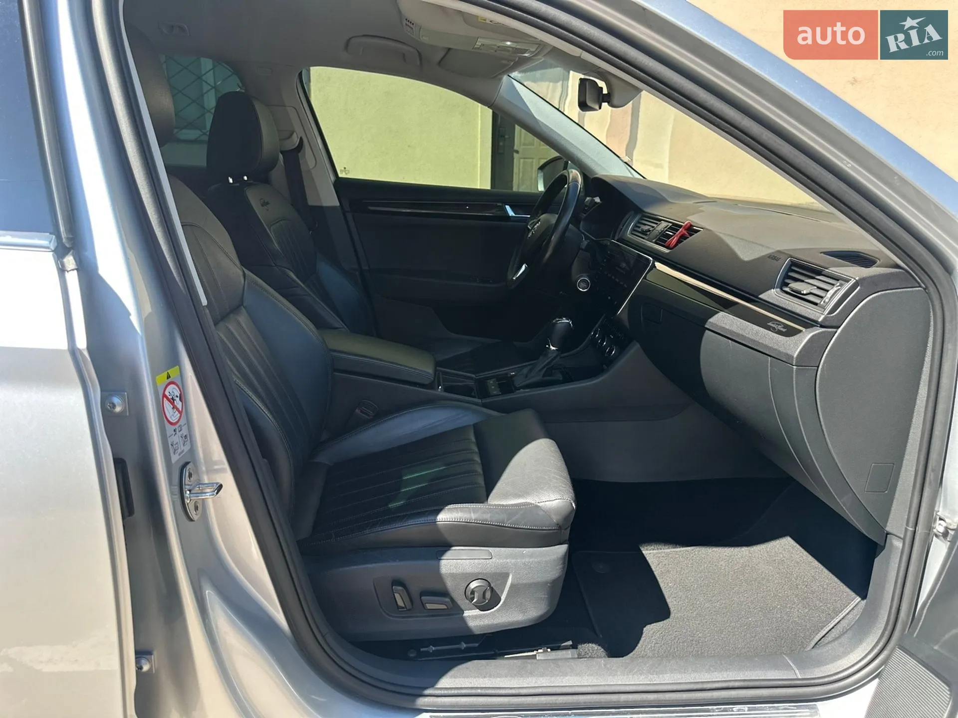 2017 Skoda Superb - мініатюра 44
