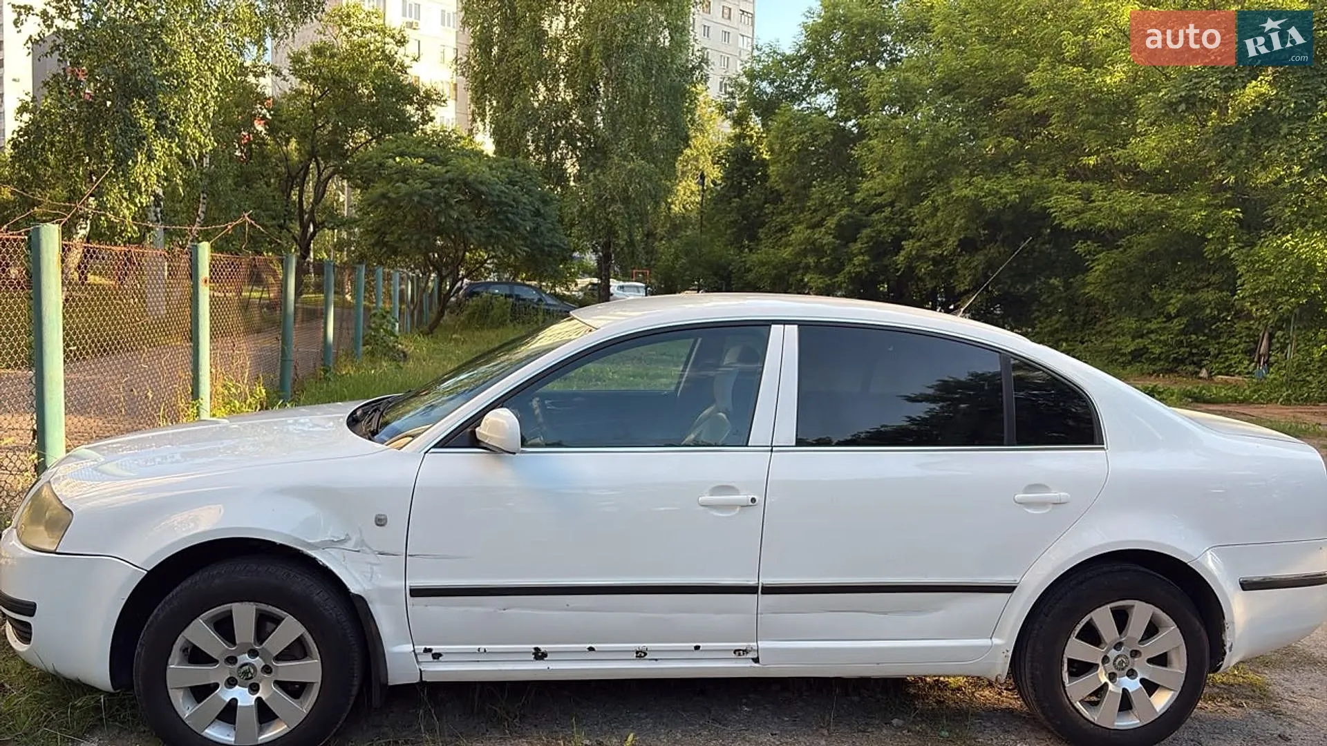 Skoda Superb 2002 VIN TMBBL23U029000508 фото оголошення 4 з 12