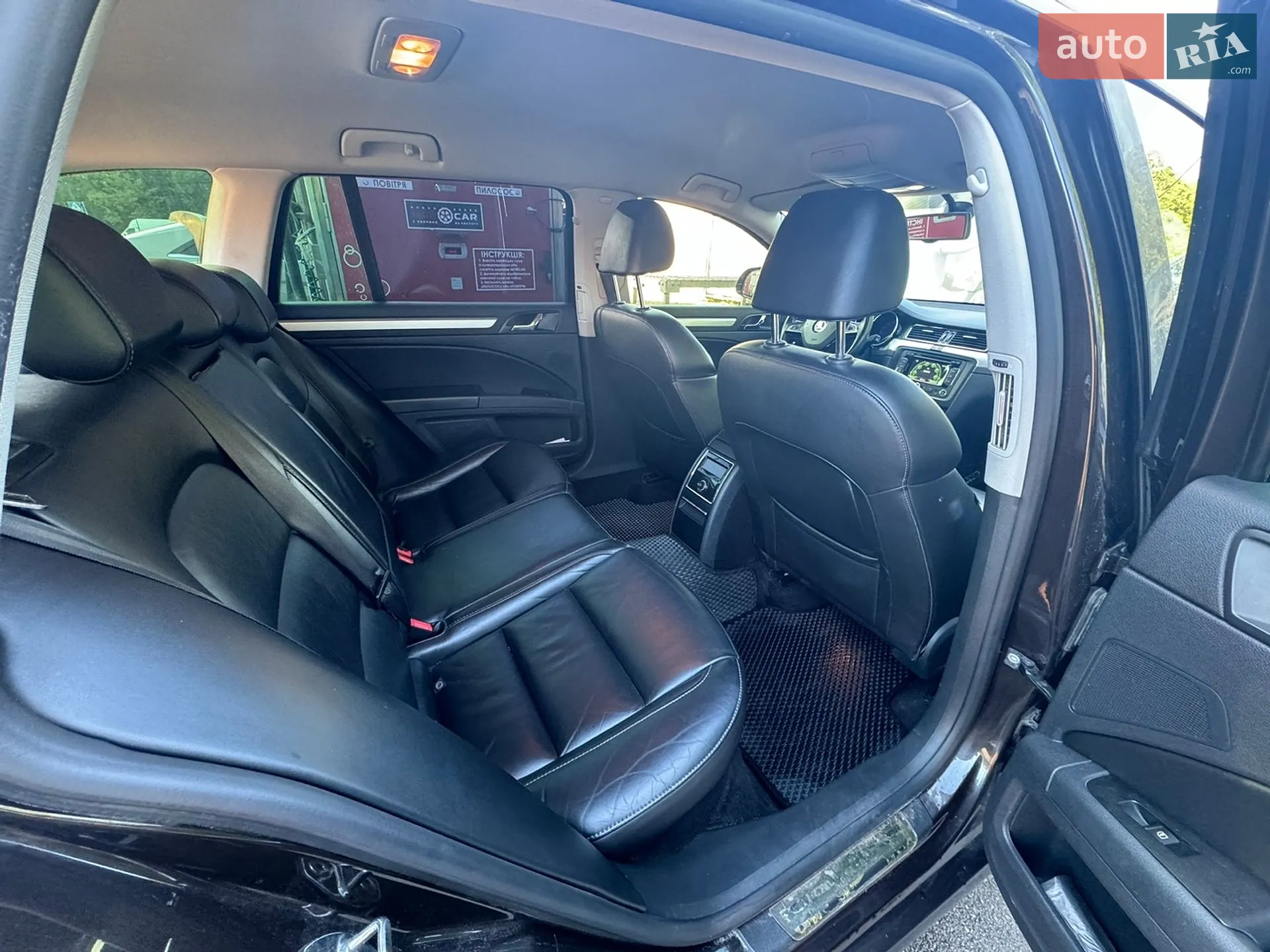 Skoda Superb 2014 VIN TMBJF73T7F9016041 фото оголошення 19 з 25