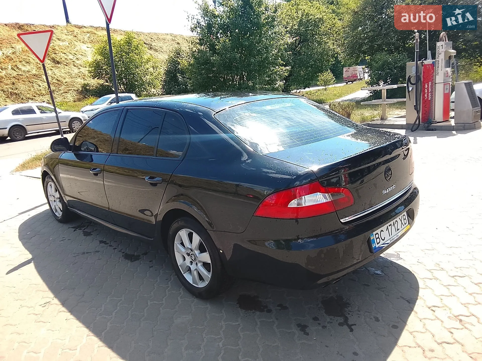 2011 Skoda Superb - мініатюра 10