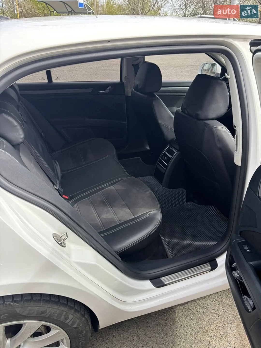 2012 Skoda Superb - мініатюра 9