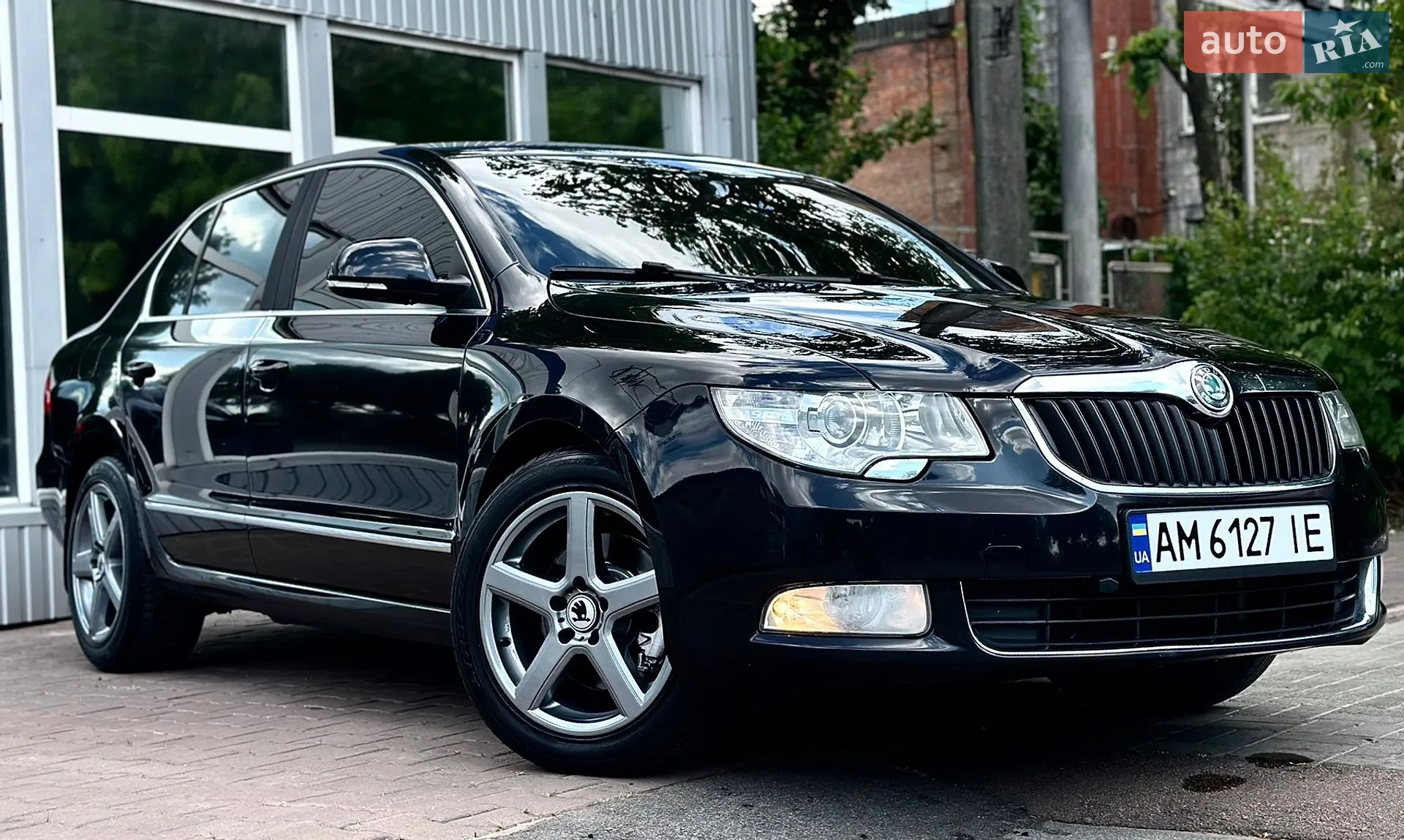 2011 Skoda Superb - мініатюра 5