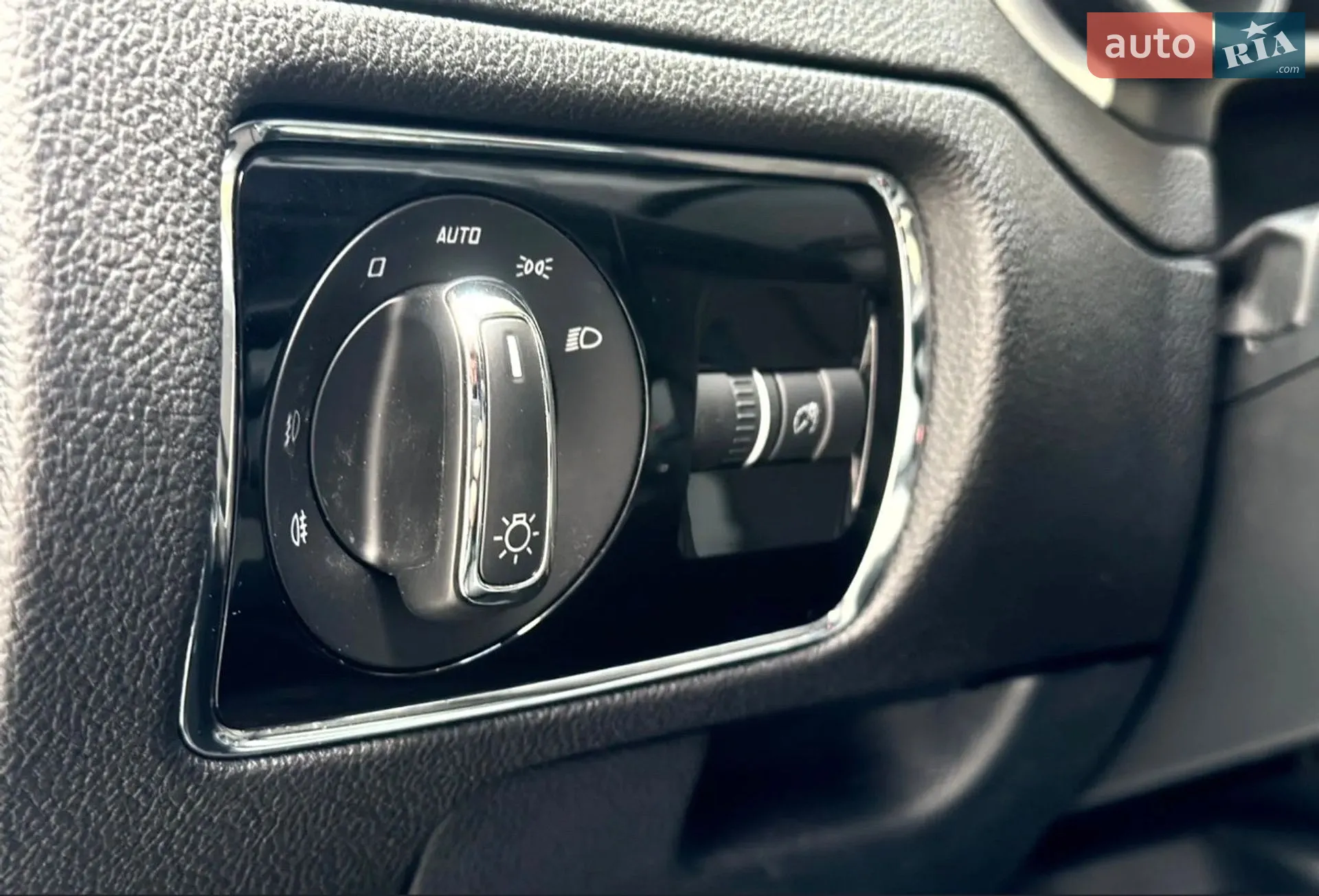 2011 Skoda Superb - мініатюра 24