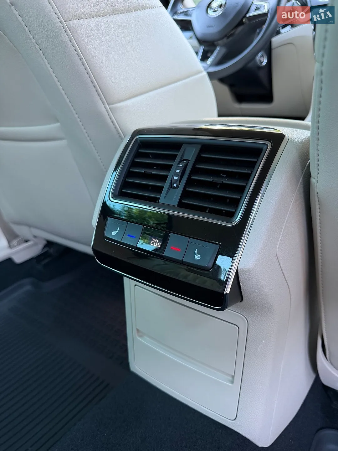 2016 Skoda Superb - мініатюра 42