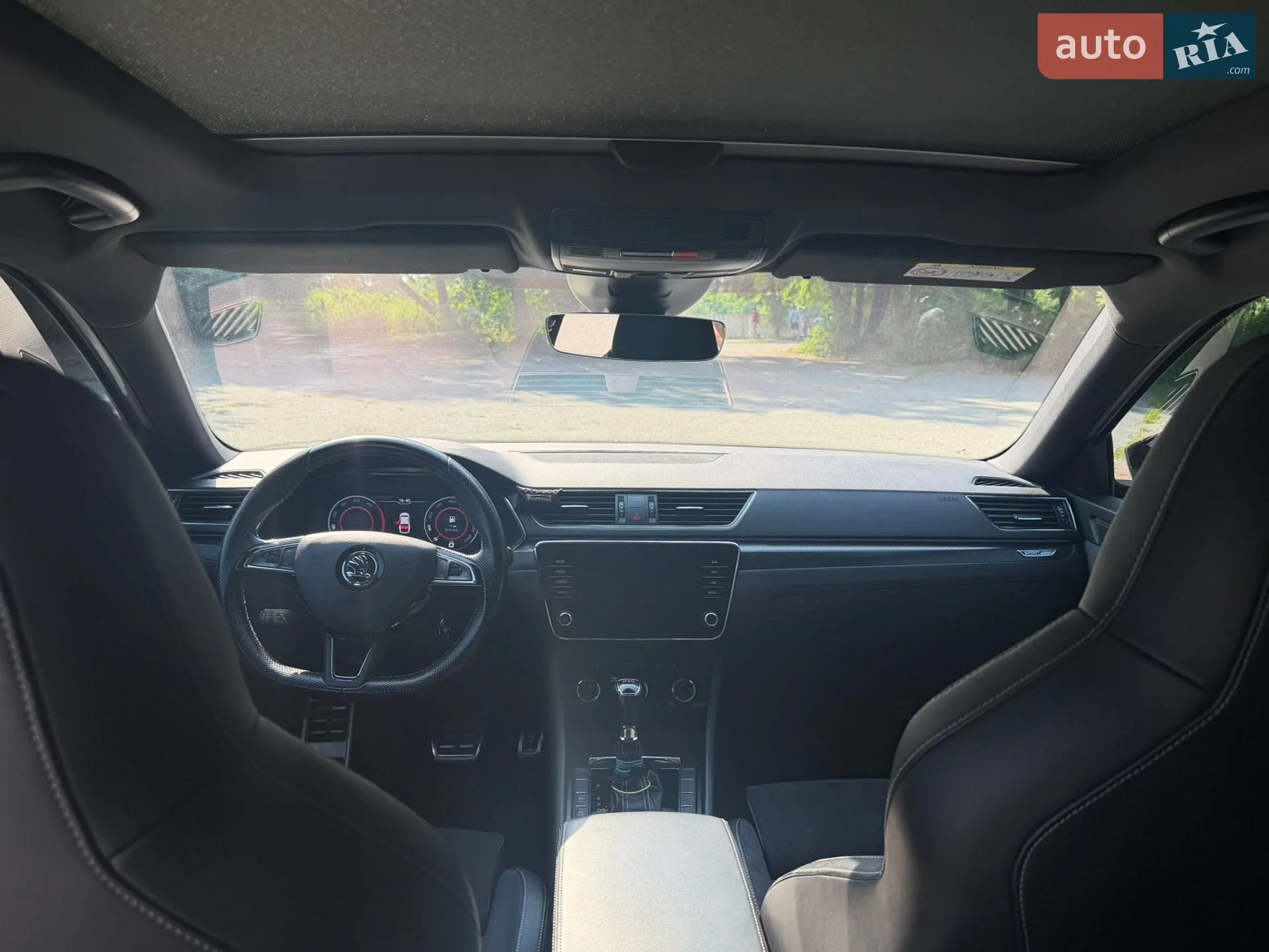 2019 Skoda Superb - мініатюра 11