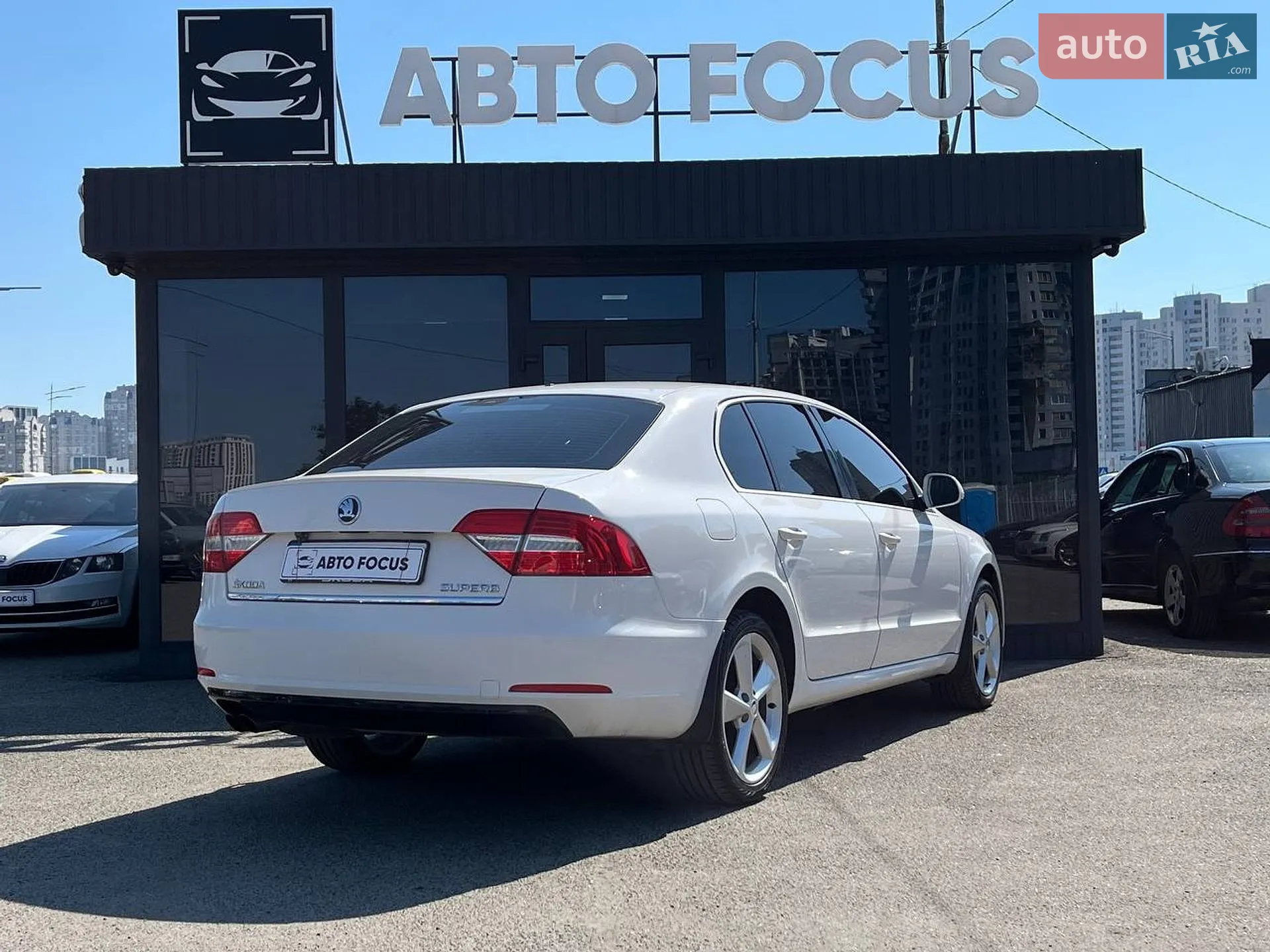 2014 Skoda Superb - мініатюра 5