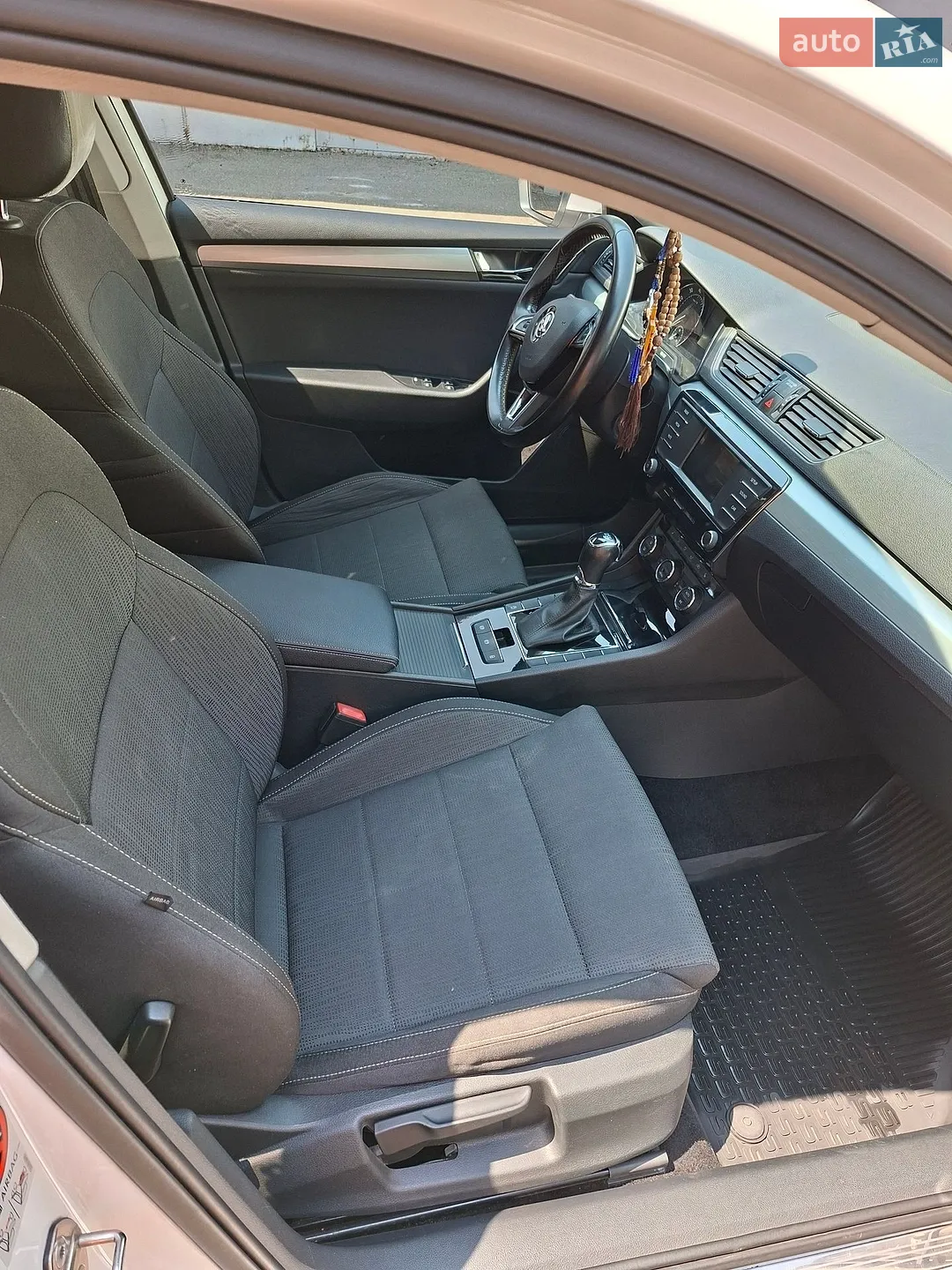 2015 Skoda Superb - мініатюра 9