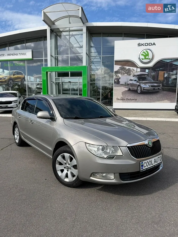 2011 Skoda Superb - мініатюра 18