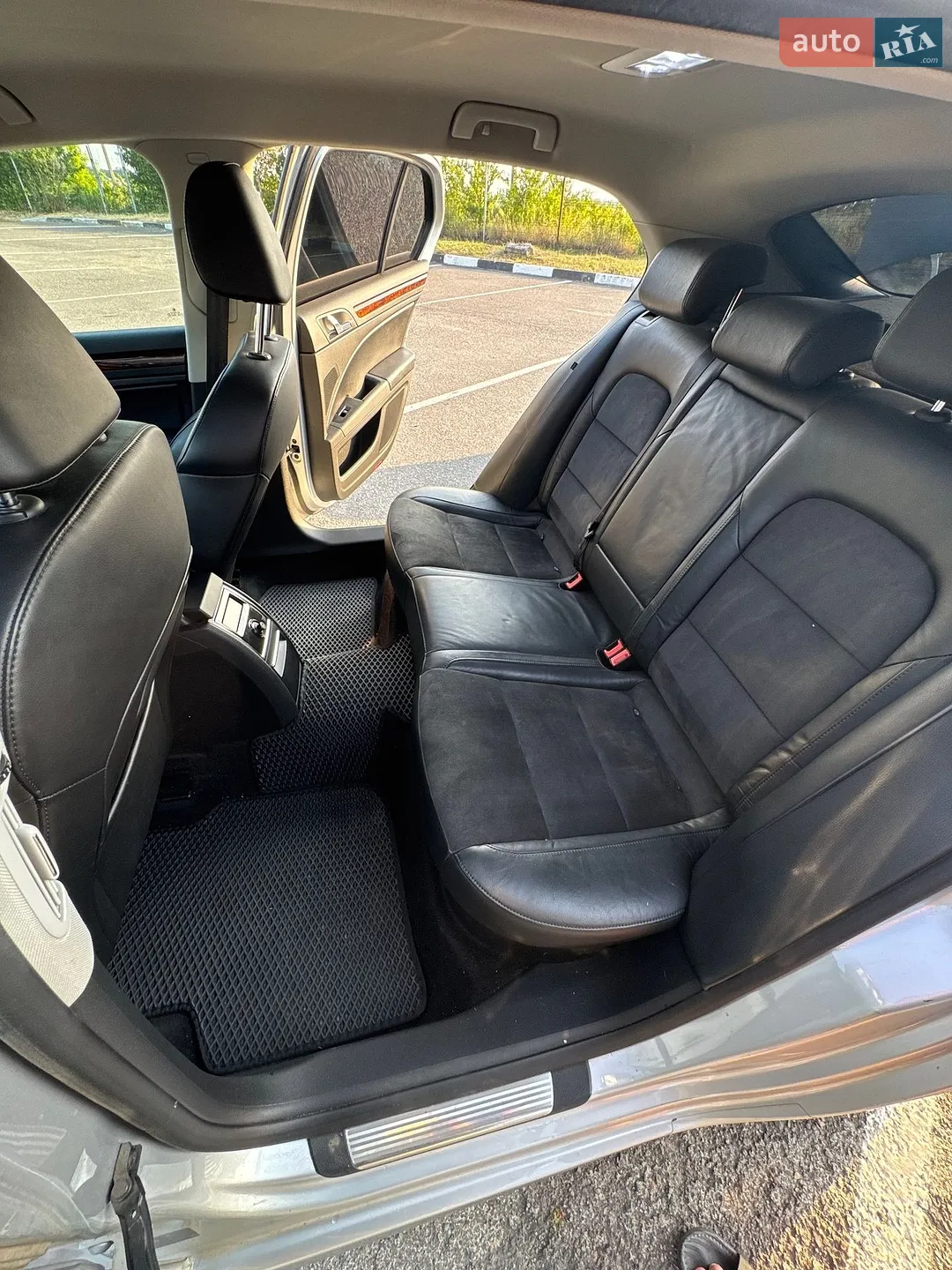 2011 Skoda Superb - мініатюра 27