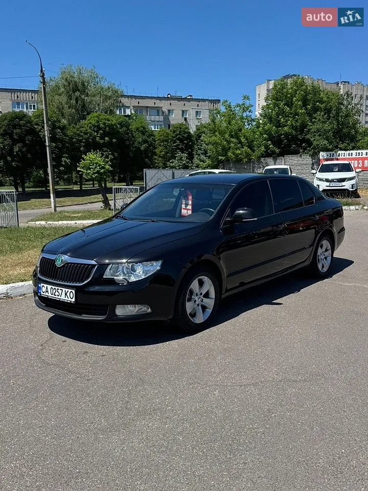 2010 Skoda Superb - мініатюра 20