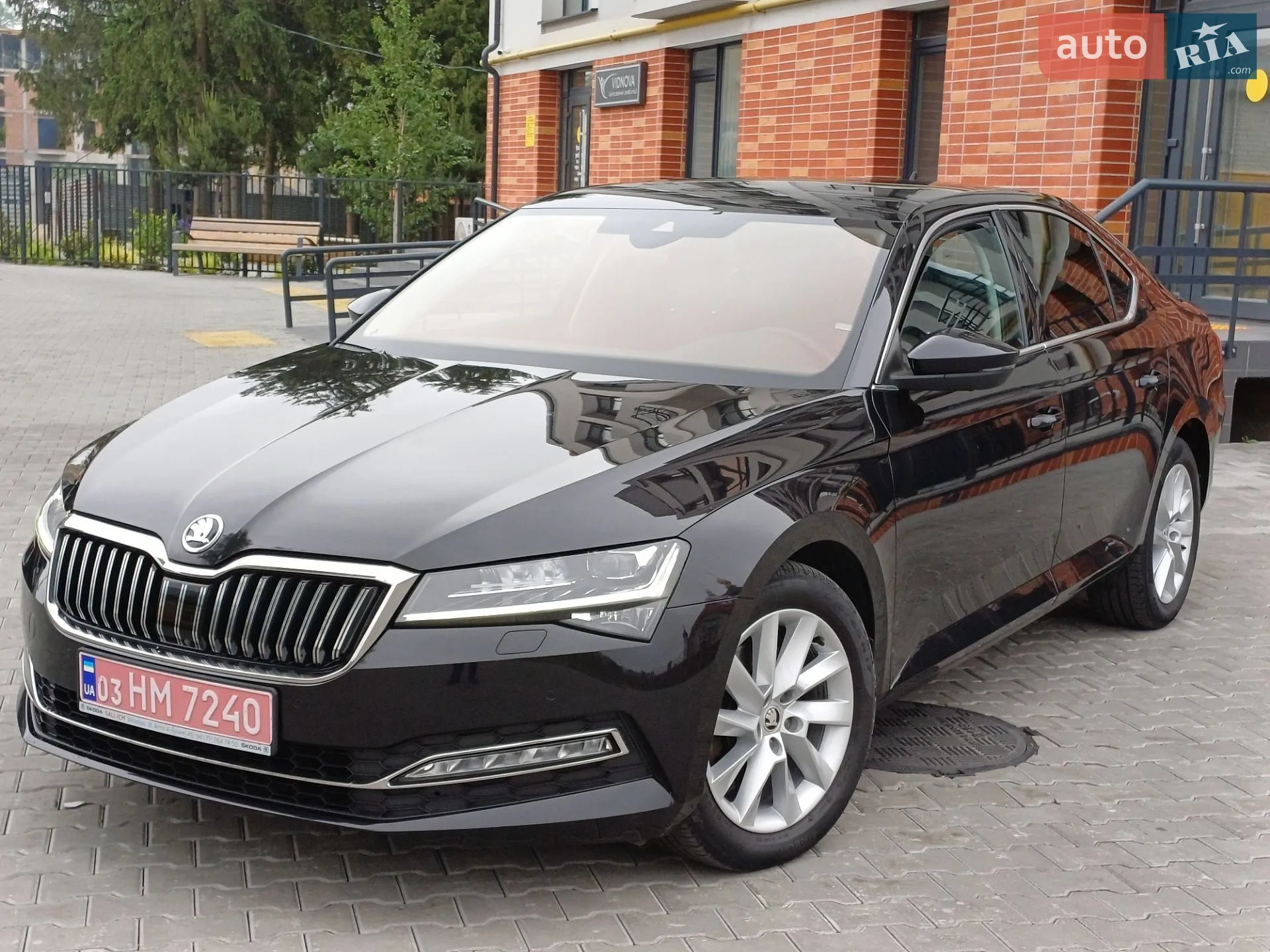 2021 Skoda Superb - мініатюра 2