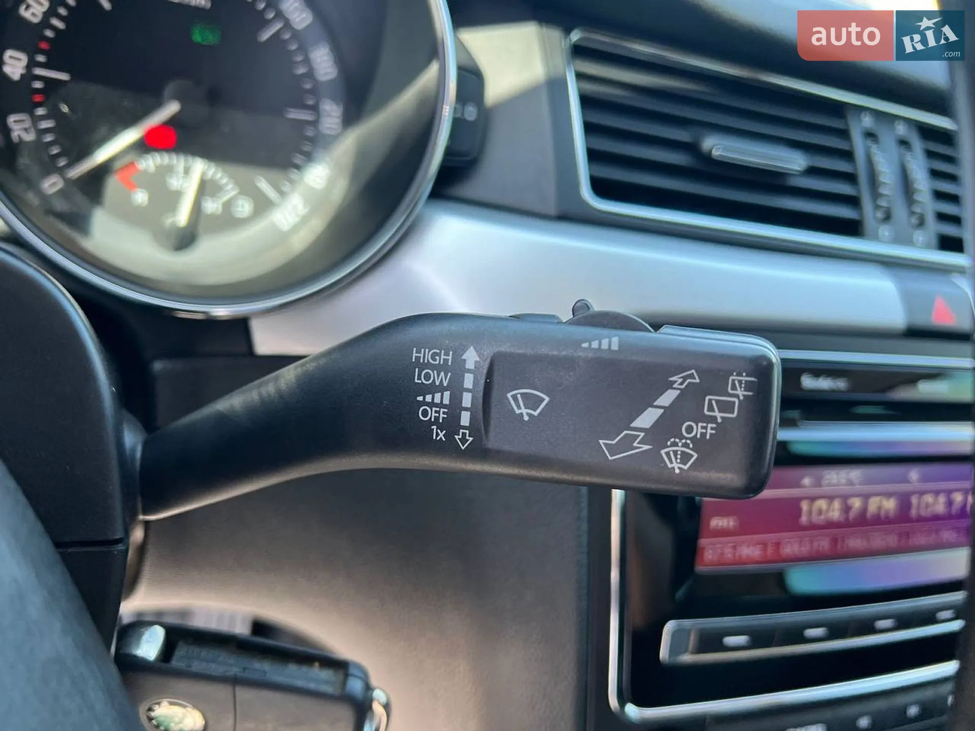 2010 Skoda Superb - мініатюра 27