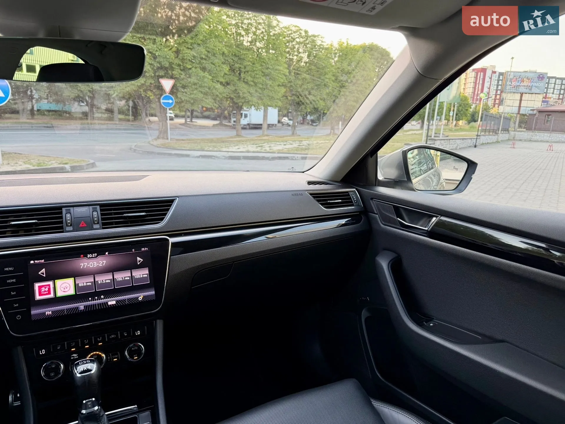 2019 Skoda Superb - мініатюра 27