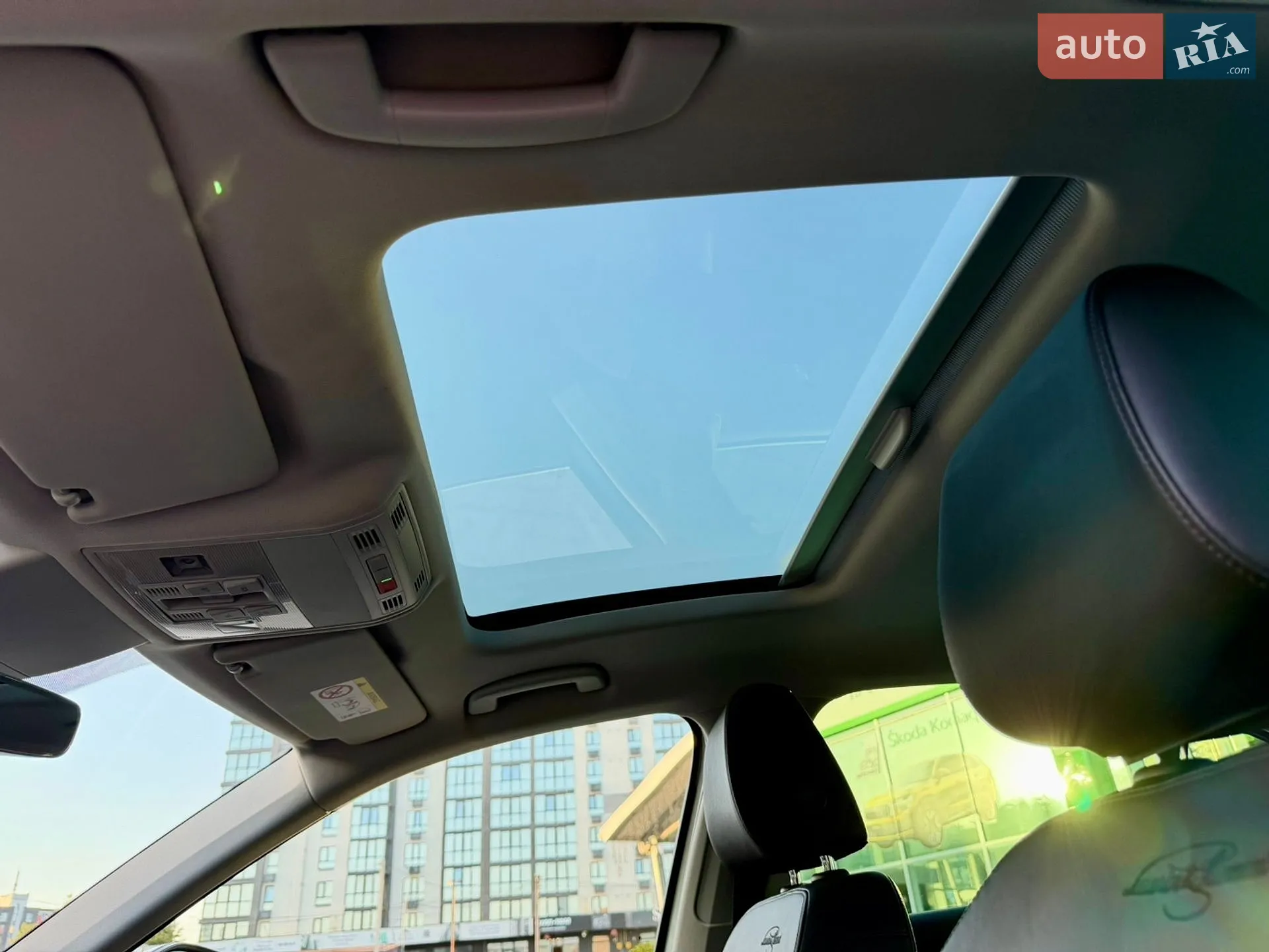 2019 Skoda Superb - мініатюра 19