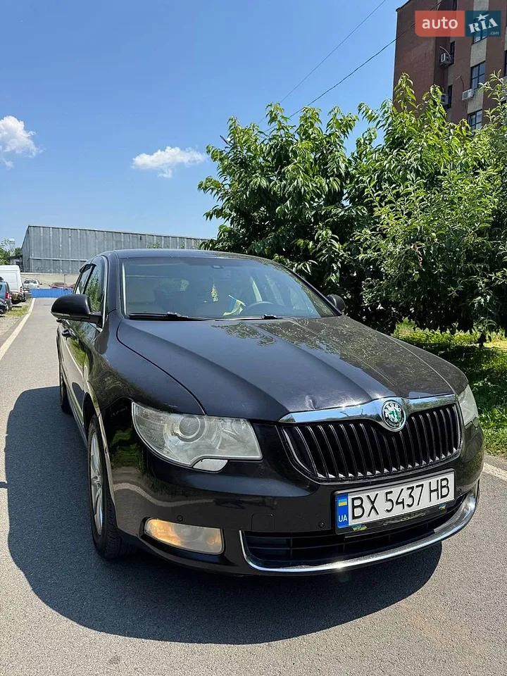 2010 Skoda Superb - мініатюра 23