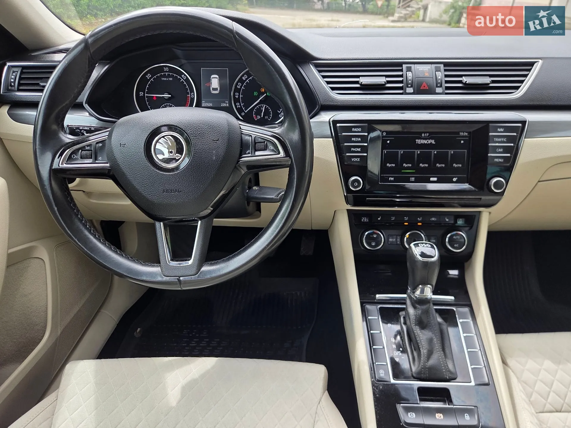 2016 Skoda Superb - мініатюра 31