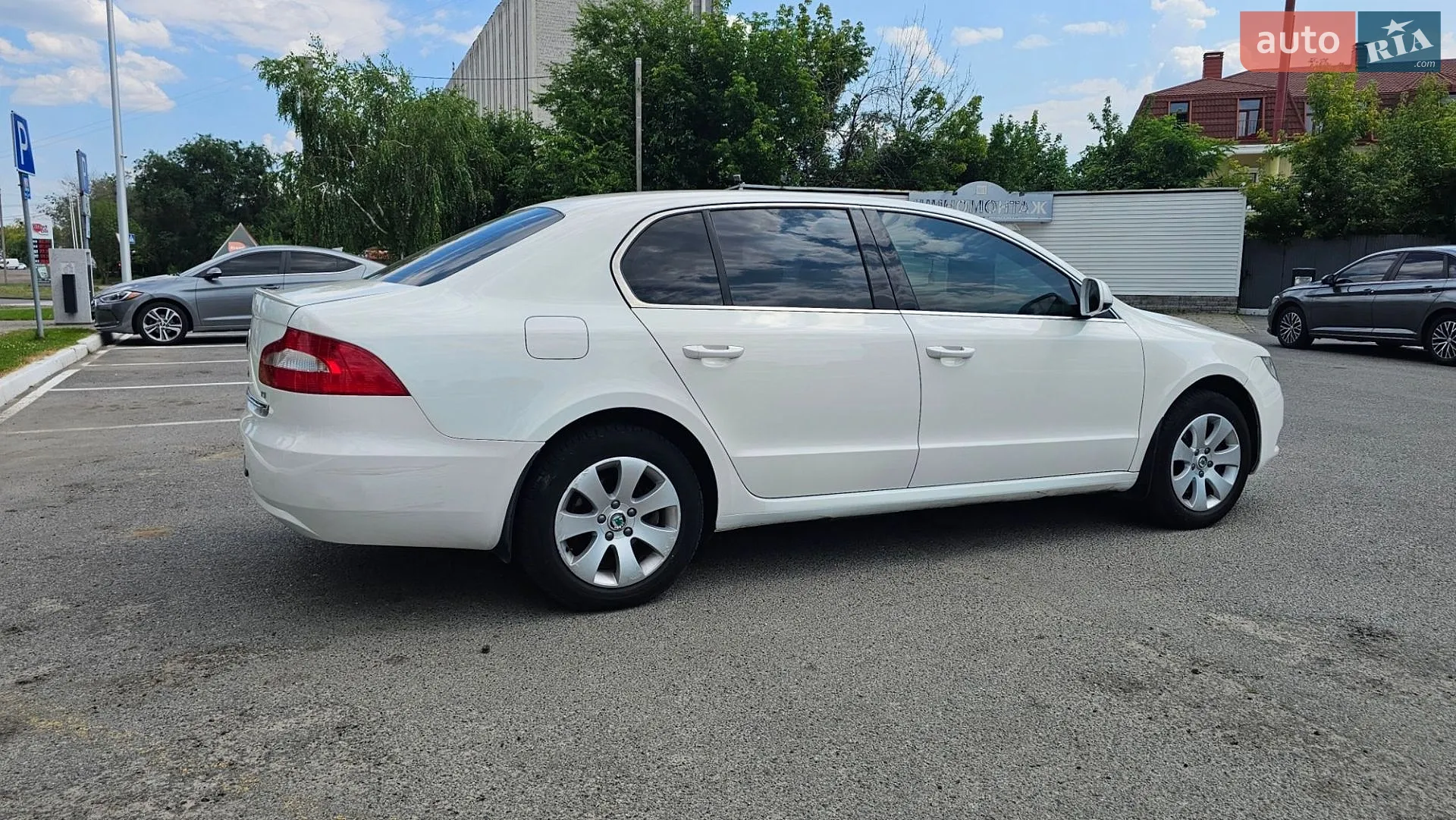 2013 Skoda Superb - мініатюра 10