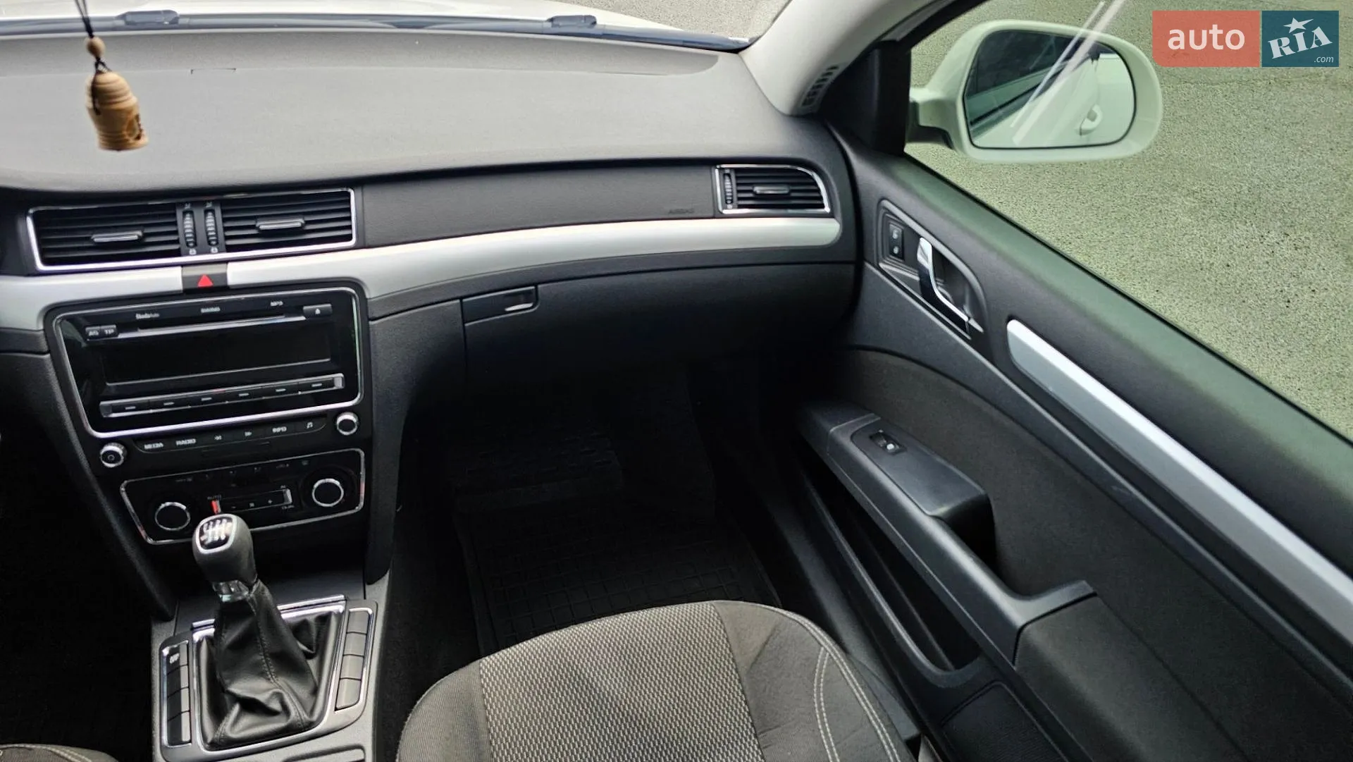 2013 Skoda Superb - мініатюра 24