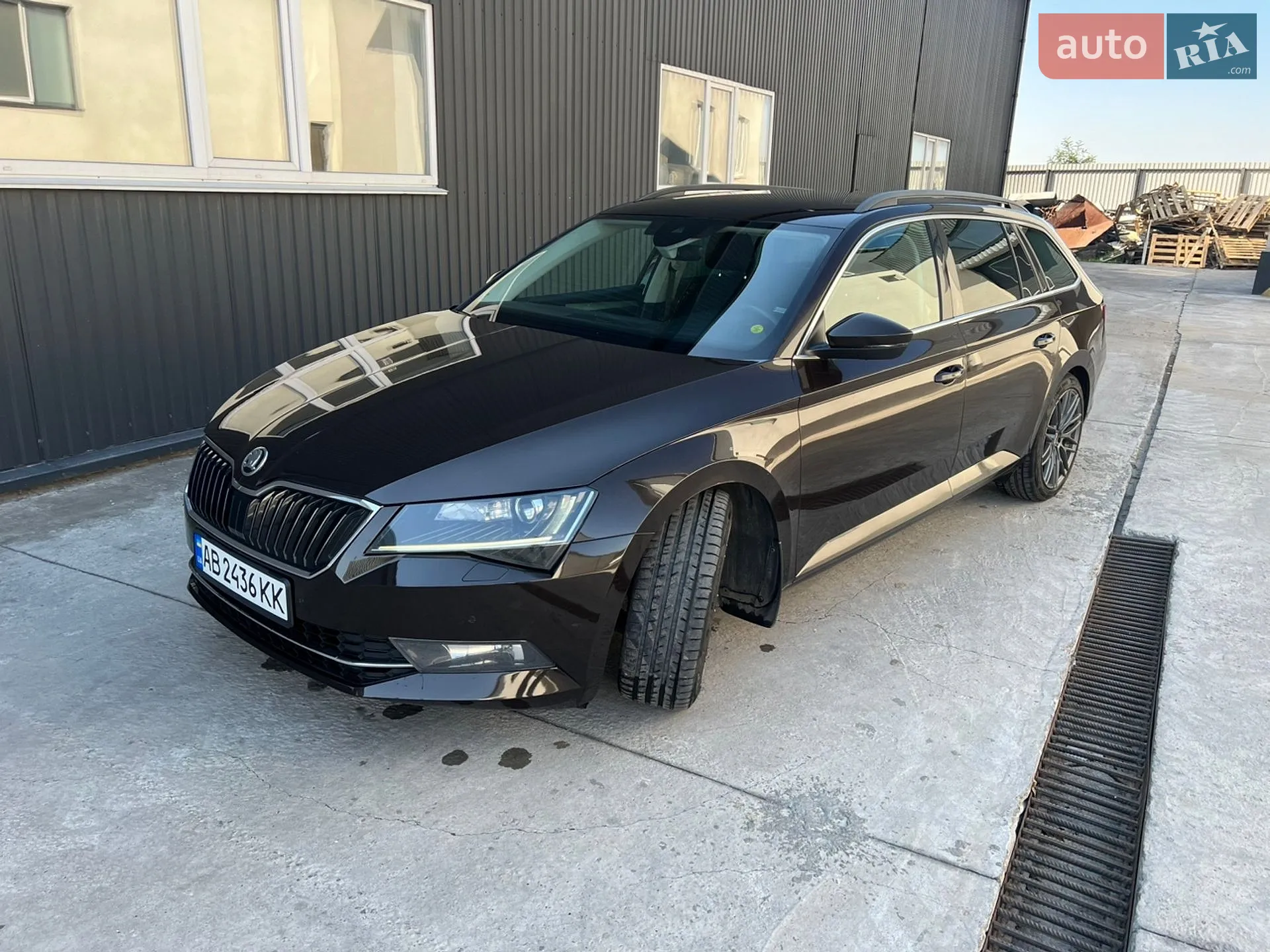 2017 Skoda Superb - мініатюра 3