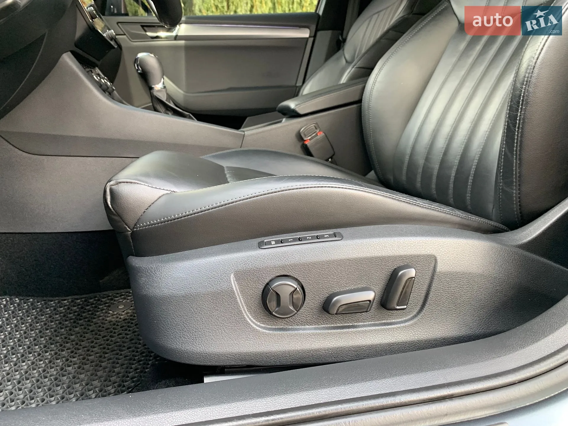 2019 Skoda Superb - мініатюра 20