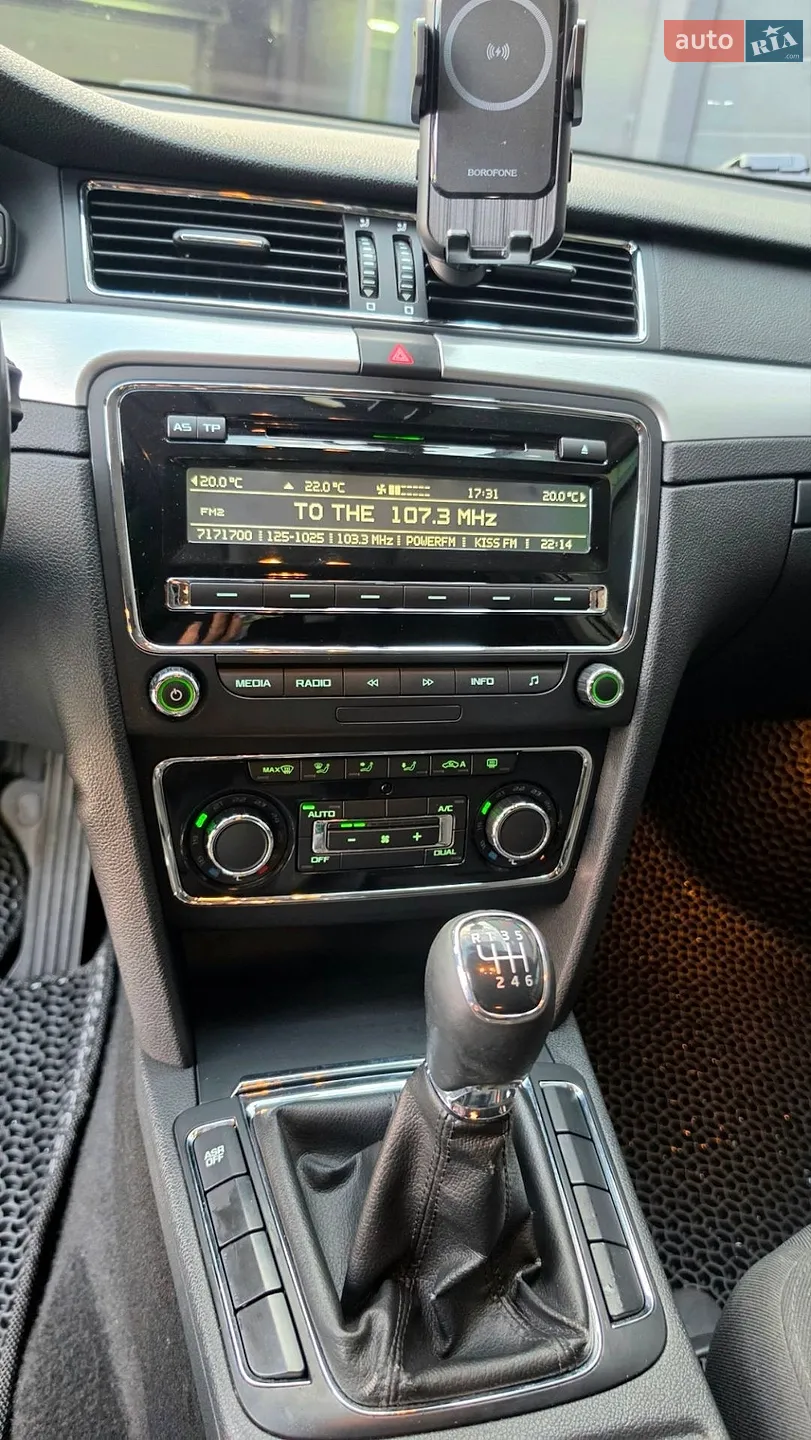 2013 Skoda Superb - мініатюра 20