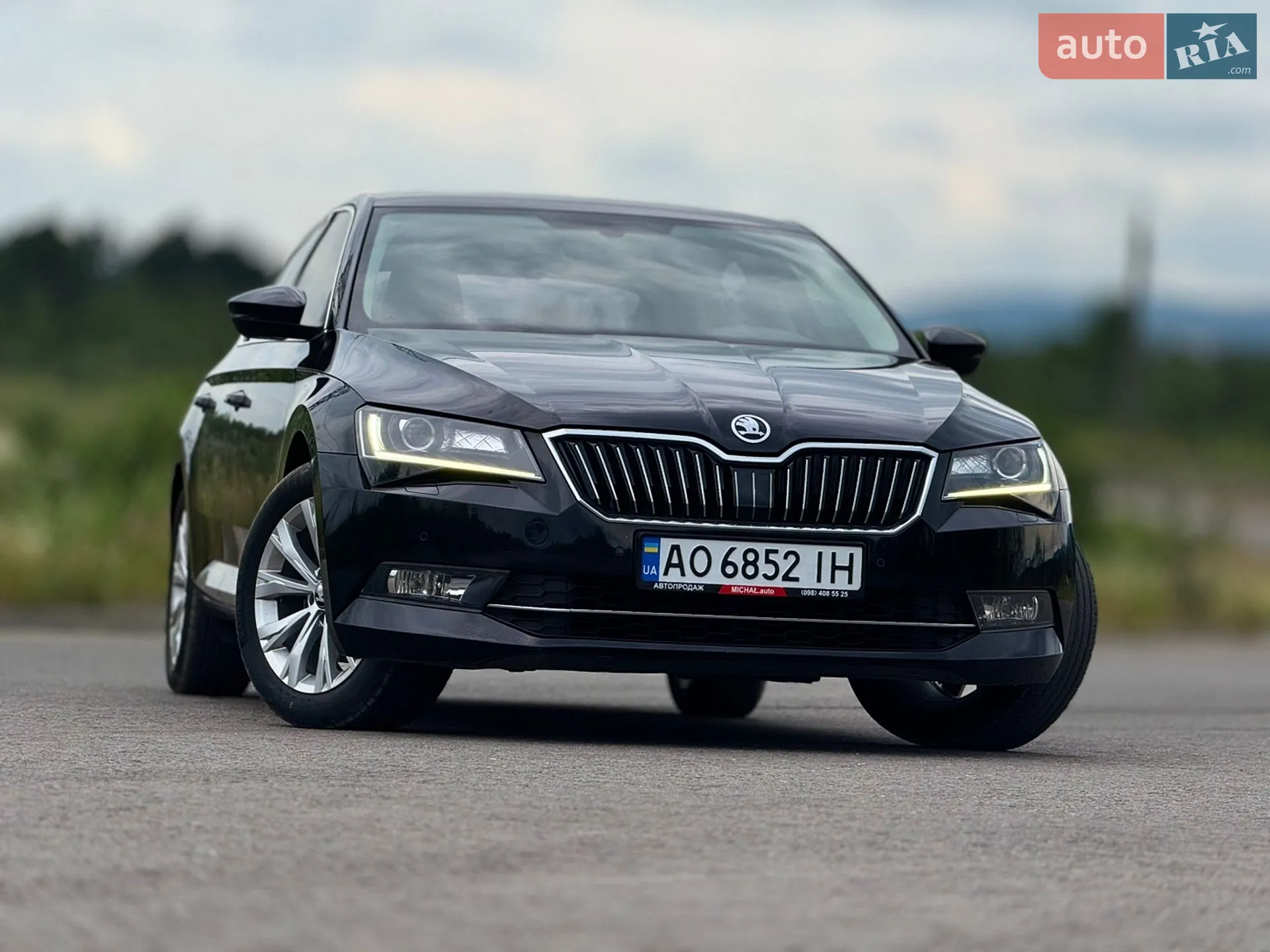 2019 Skoda Superb - мініатюра 2