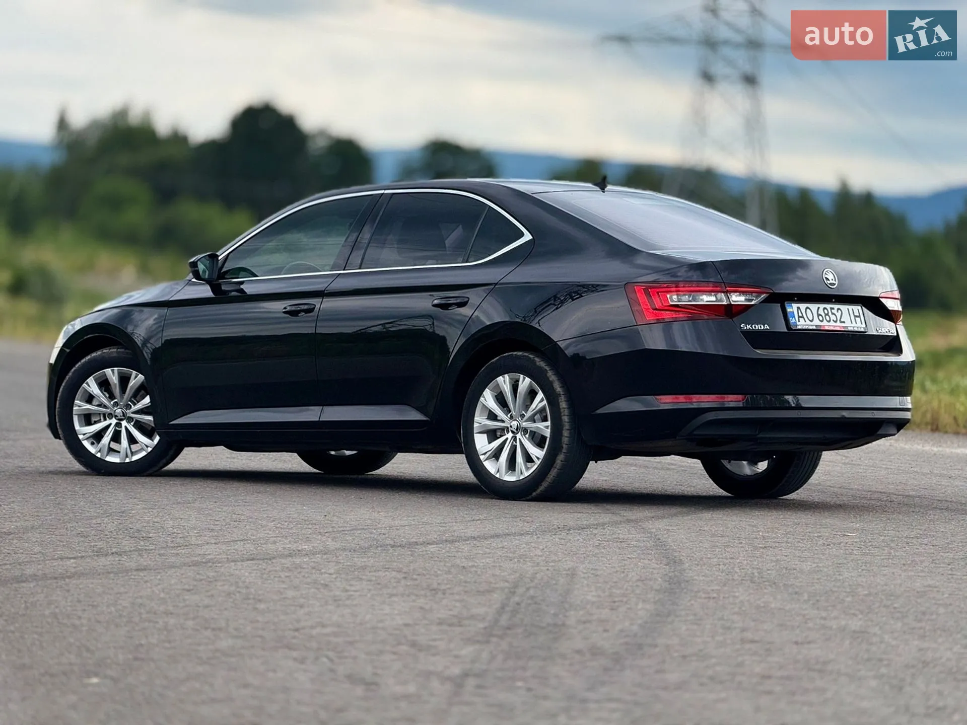 2019 Skoda Superb - мініатюра 19
