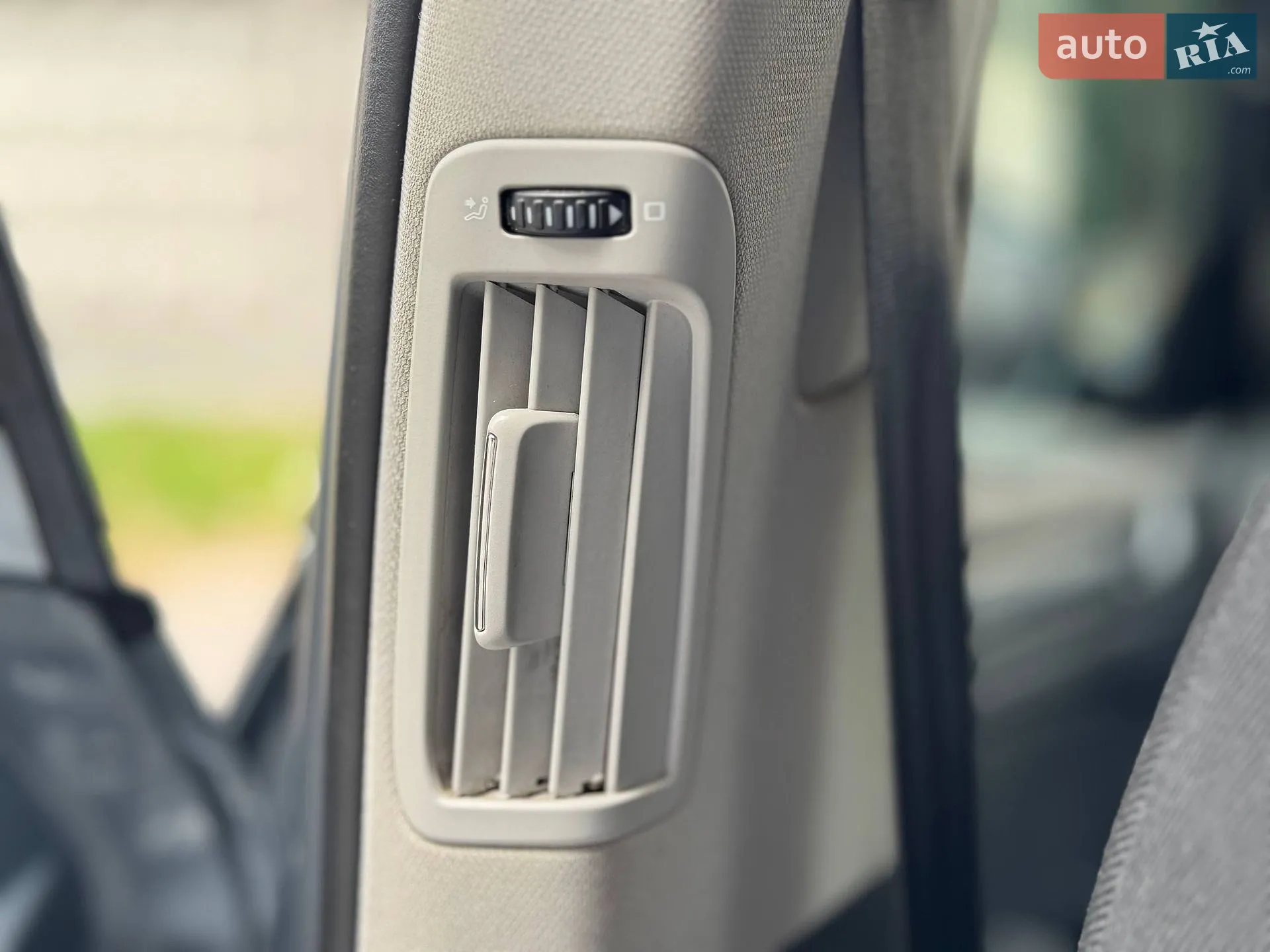 2010 Skoda Superb - мініатюра 24
