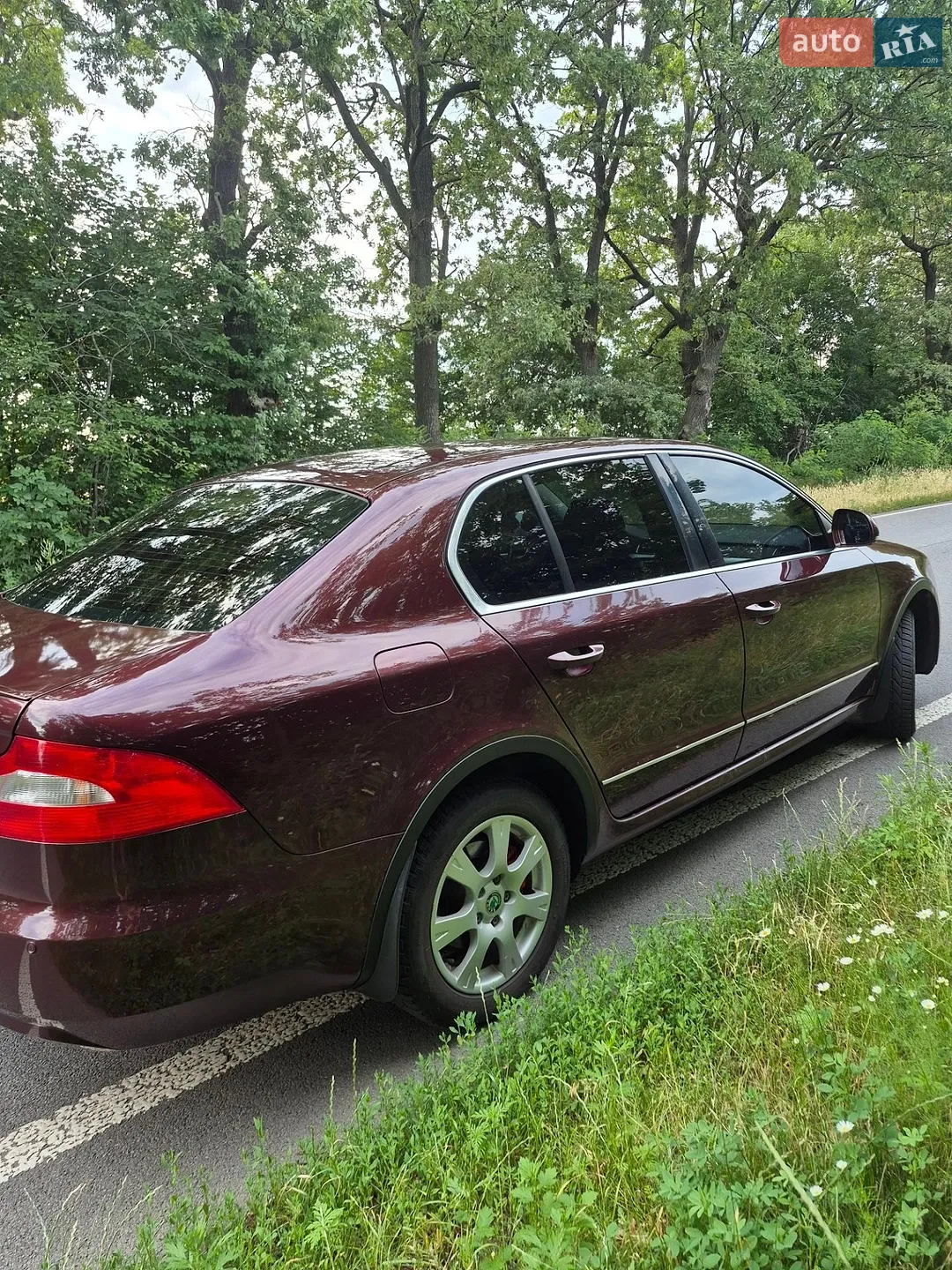 2011 Skoda Superb - мініатюра 8