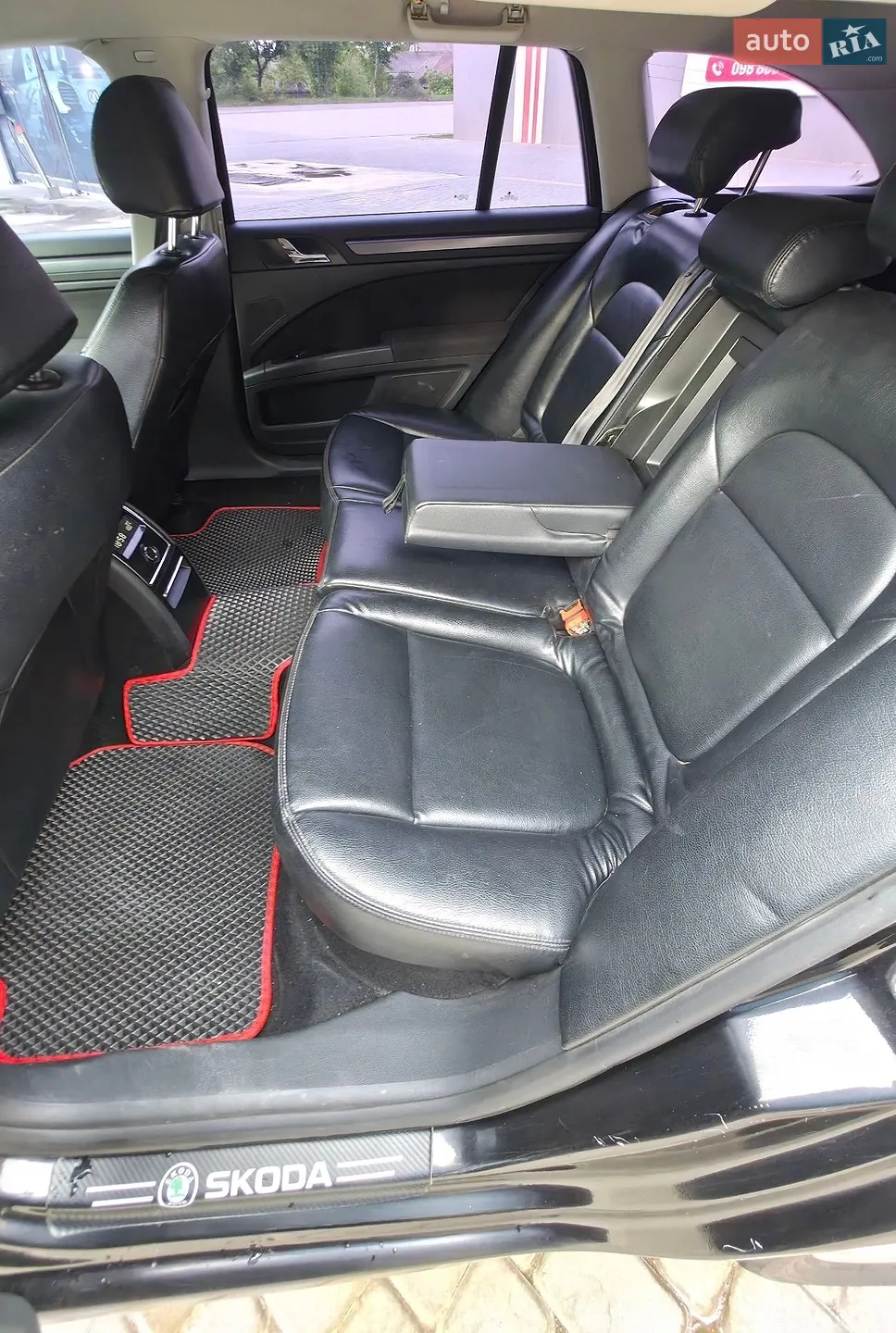2011 Skoda Superb - мініатюра 16