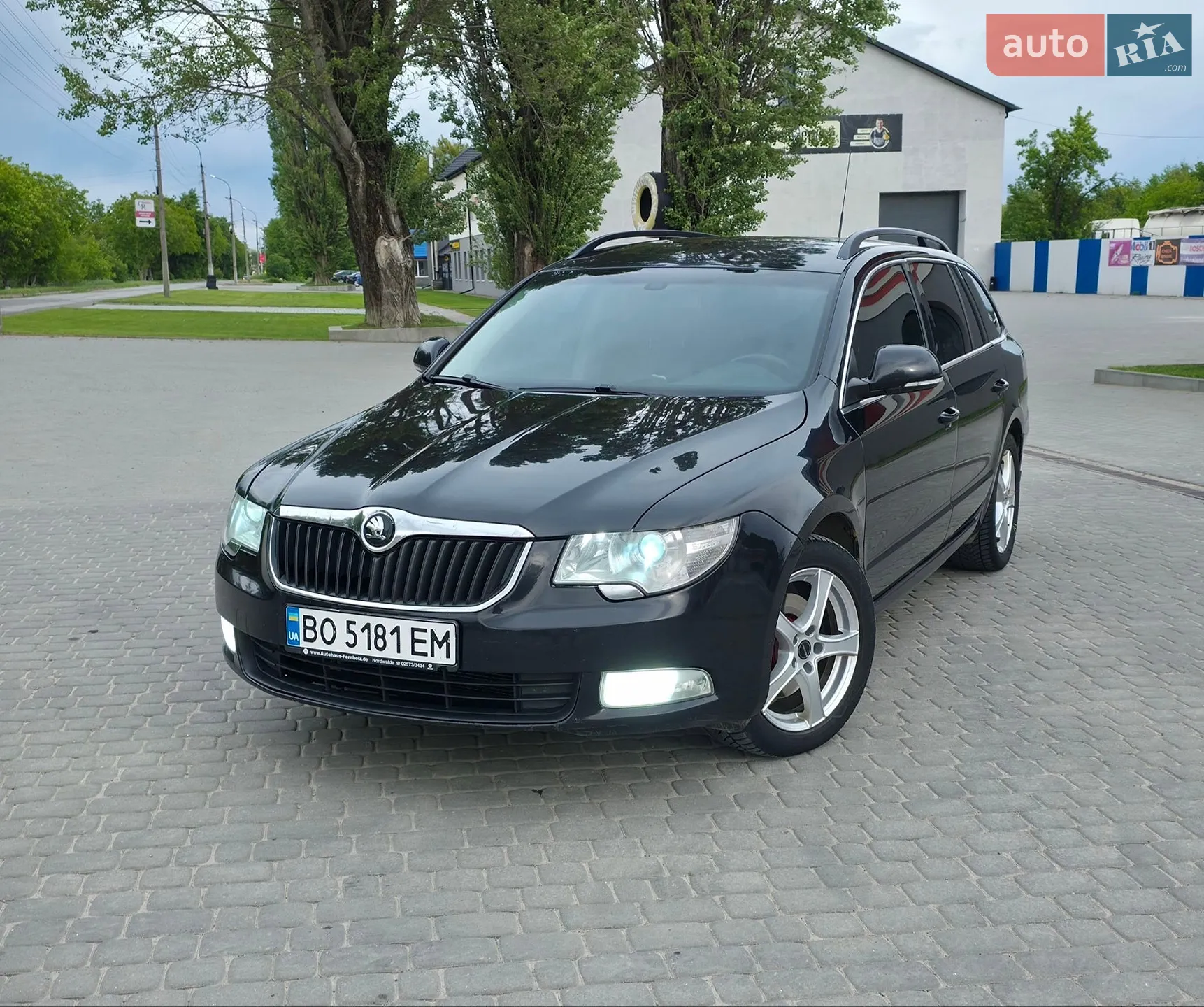 2011 Skoda Superb - мініатюра 29