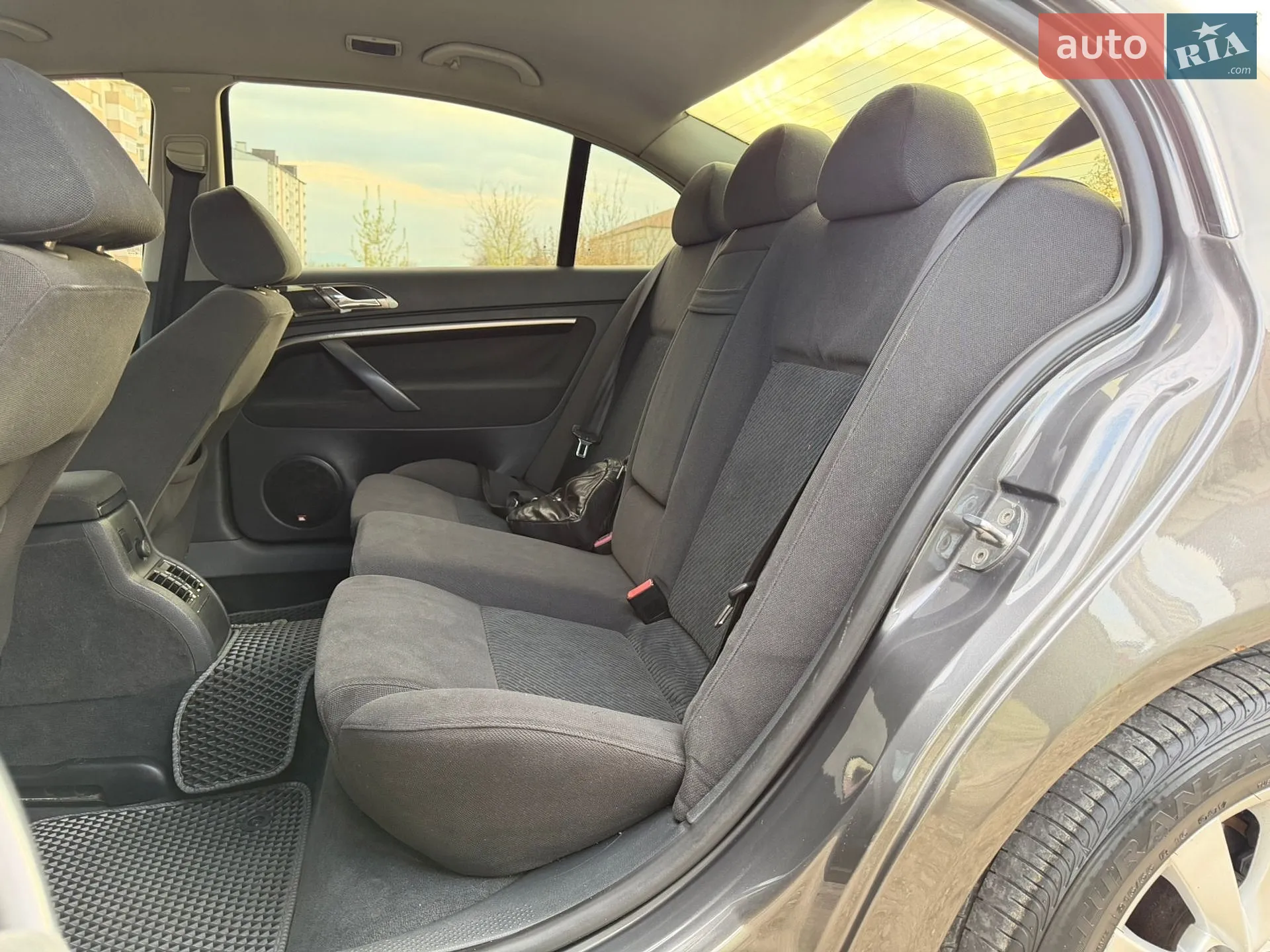 Skoda Superb 2005 VIN TMBCL63U149069397 фото оголошення 24 з 36