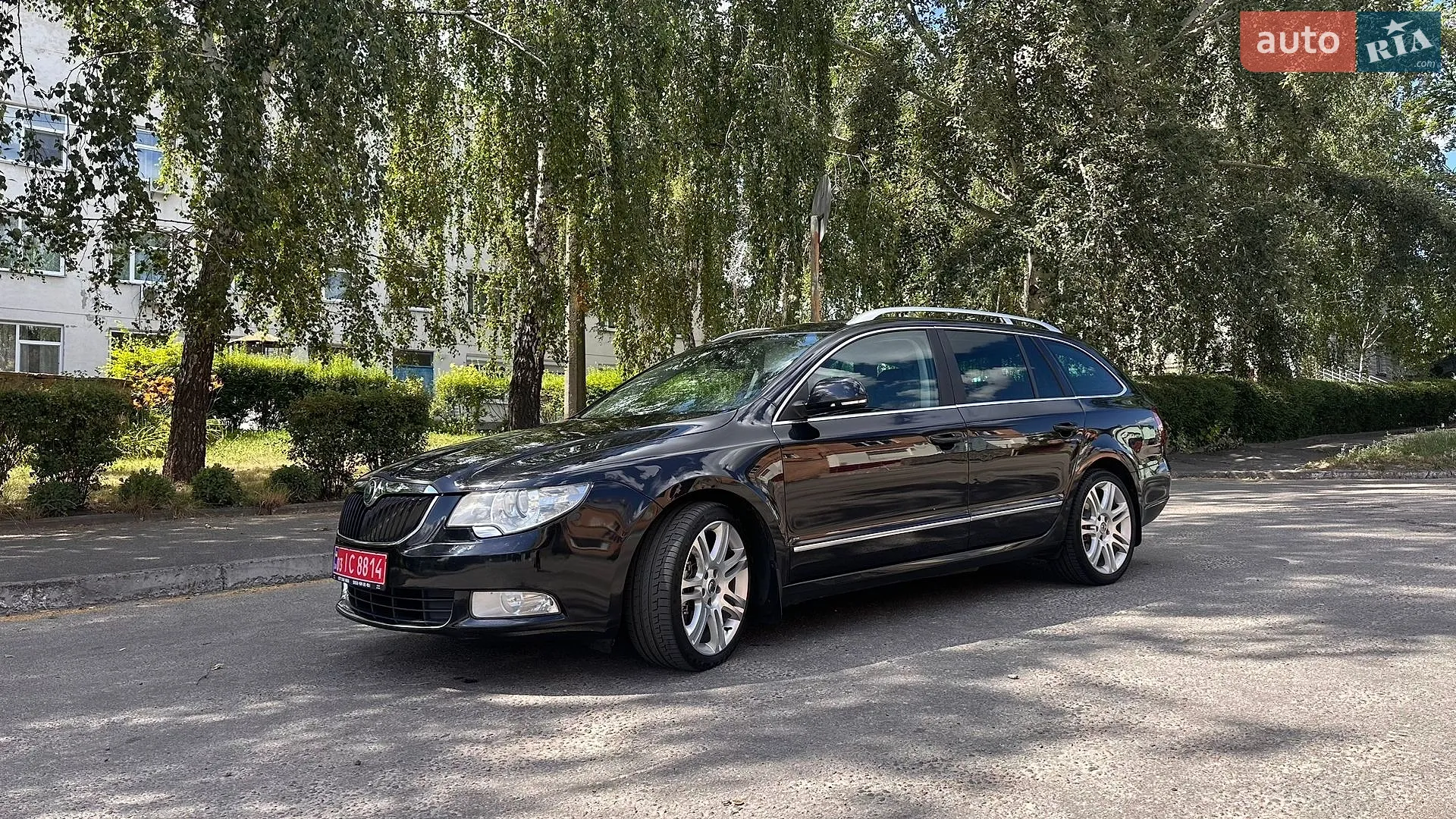 2011 Skoda Superb - фото 1