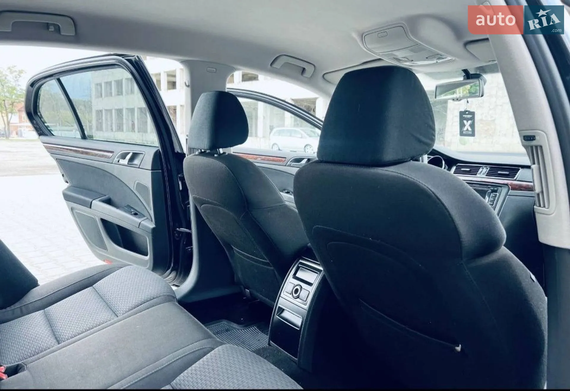 2011 Skoda Superb - мініатюра 8
