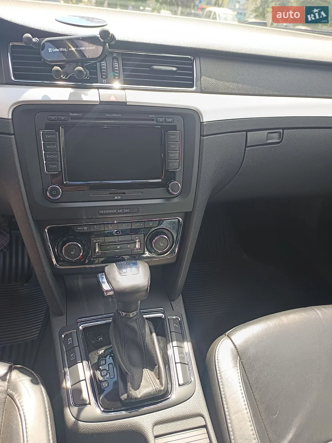 2010 Skoda Superb - мініатюра 14