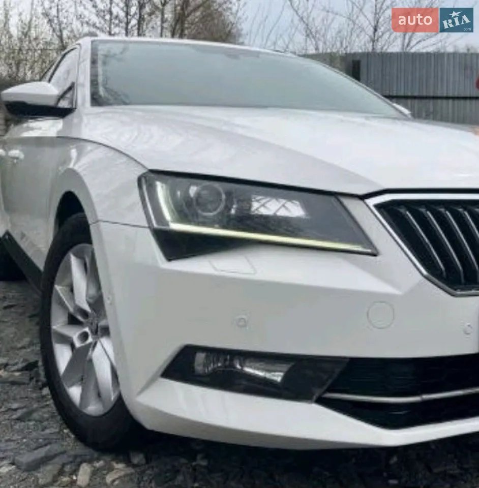 2015 Skoda Superb - мініатюра 26