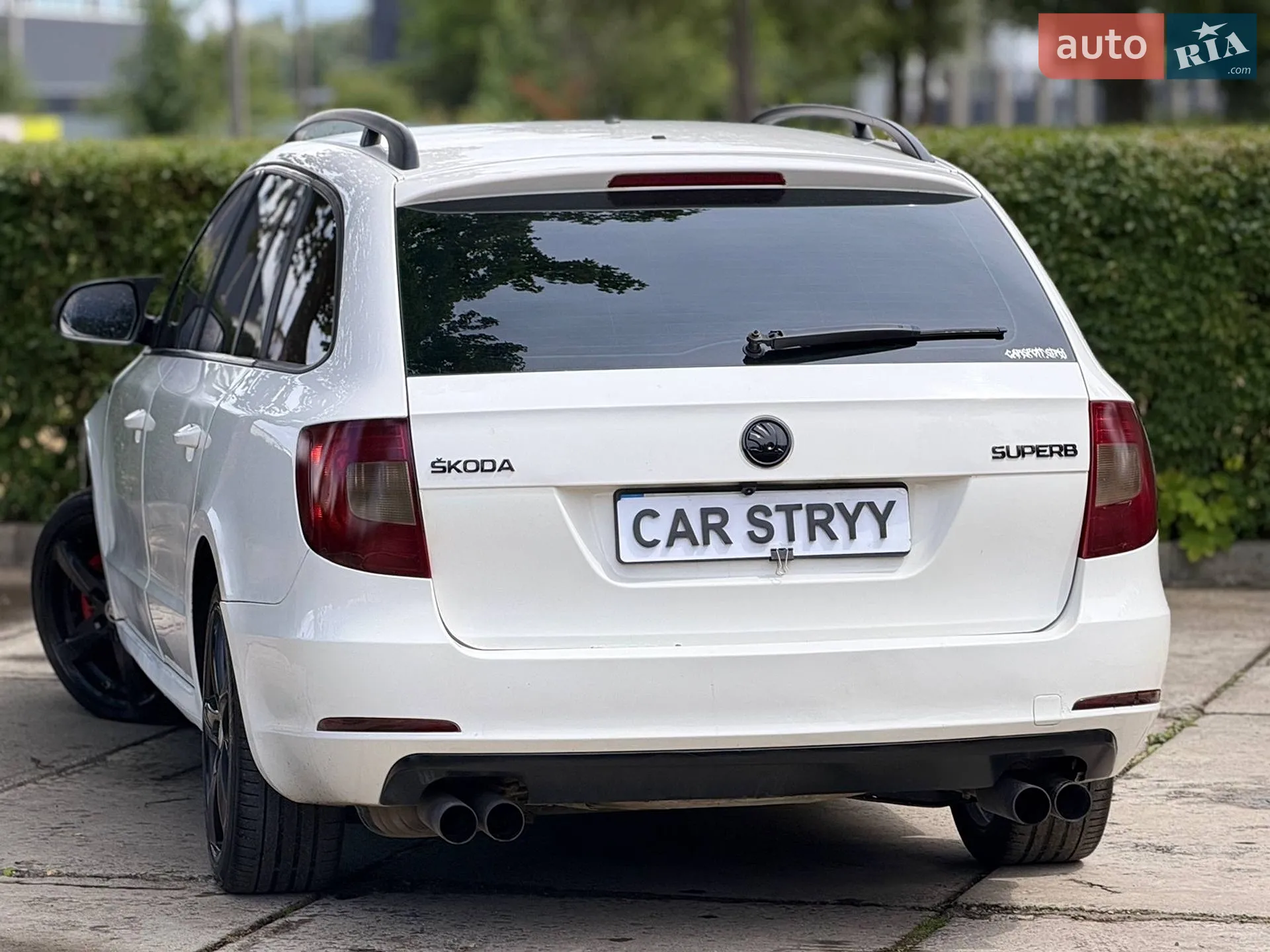 2011 Skoda Superb - мініатюра 13
