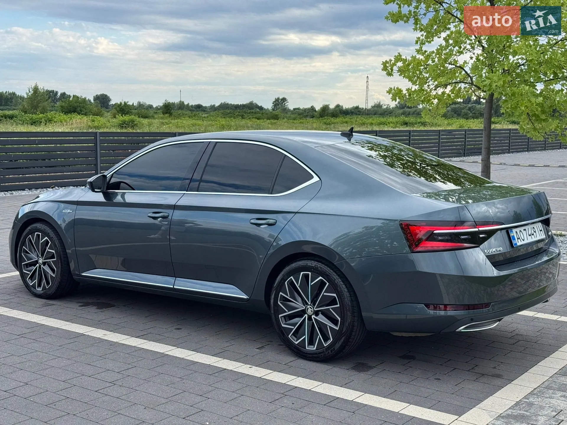 2020 Skoda Superb - мініатюра 8