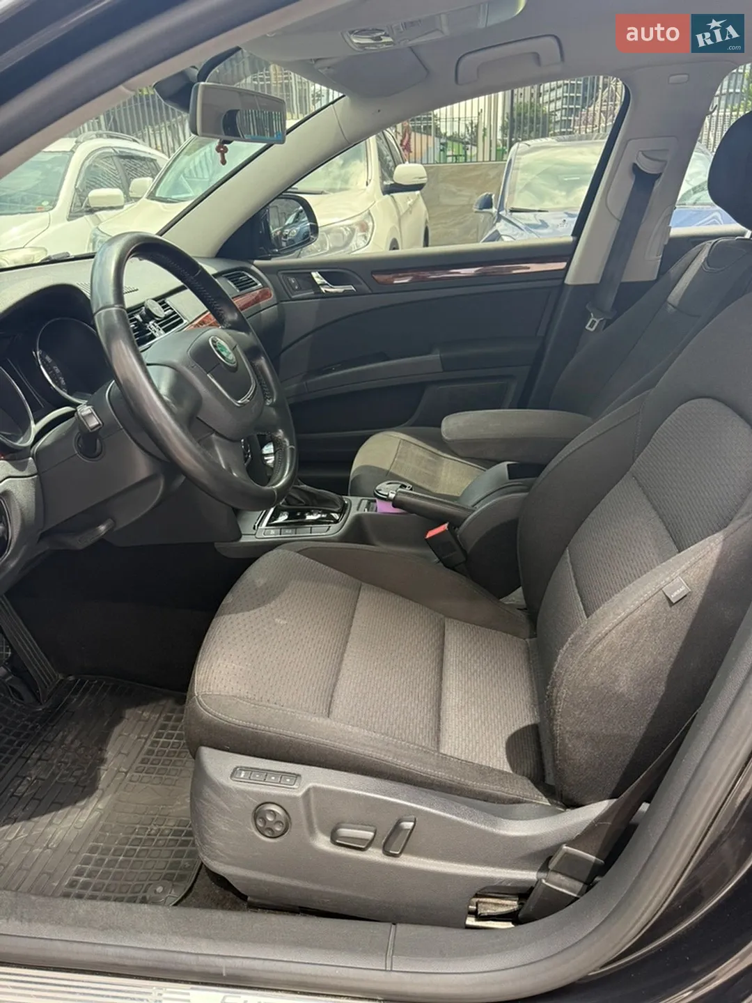 2012 Skoda Superb - мініатюра 22
