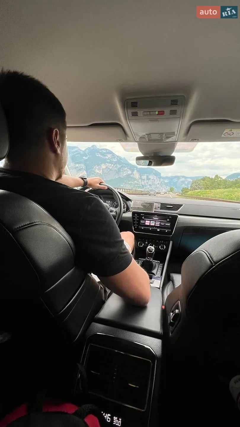 2018 Skoda Superb - мініатюра 159