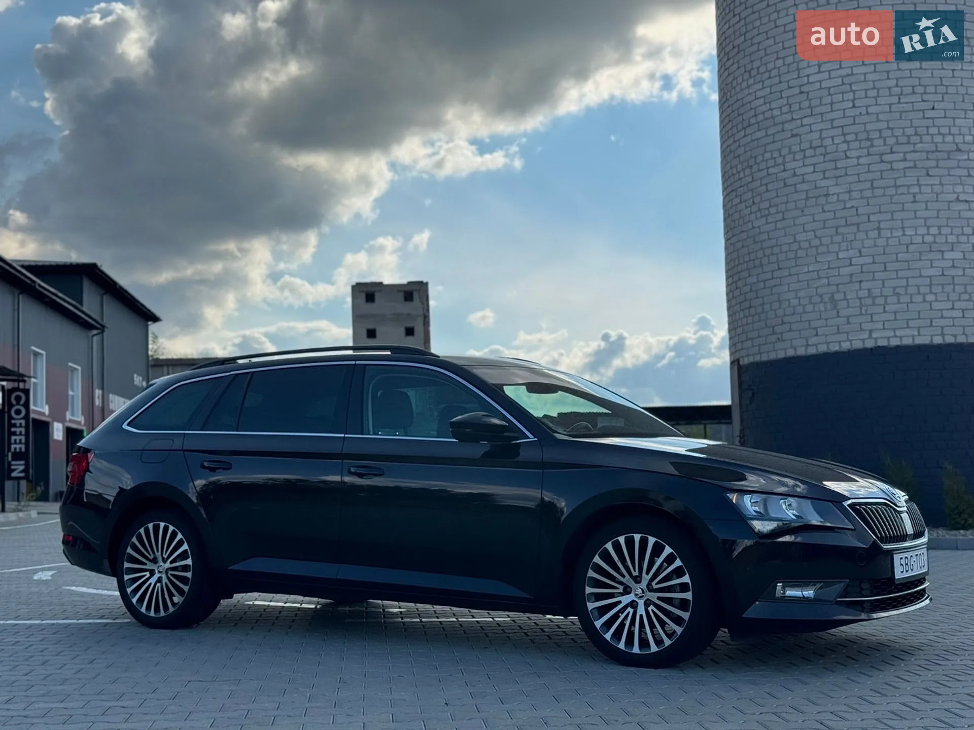 2016 Skoda Superb - мініатюра 7