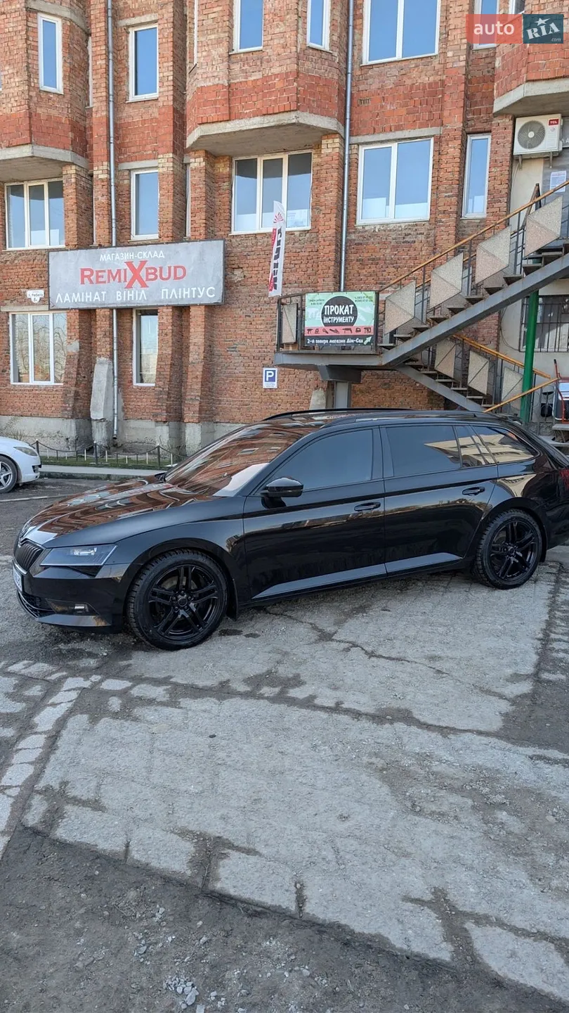 2019 Skoda Superb - мініатюра 11